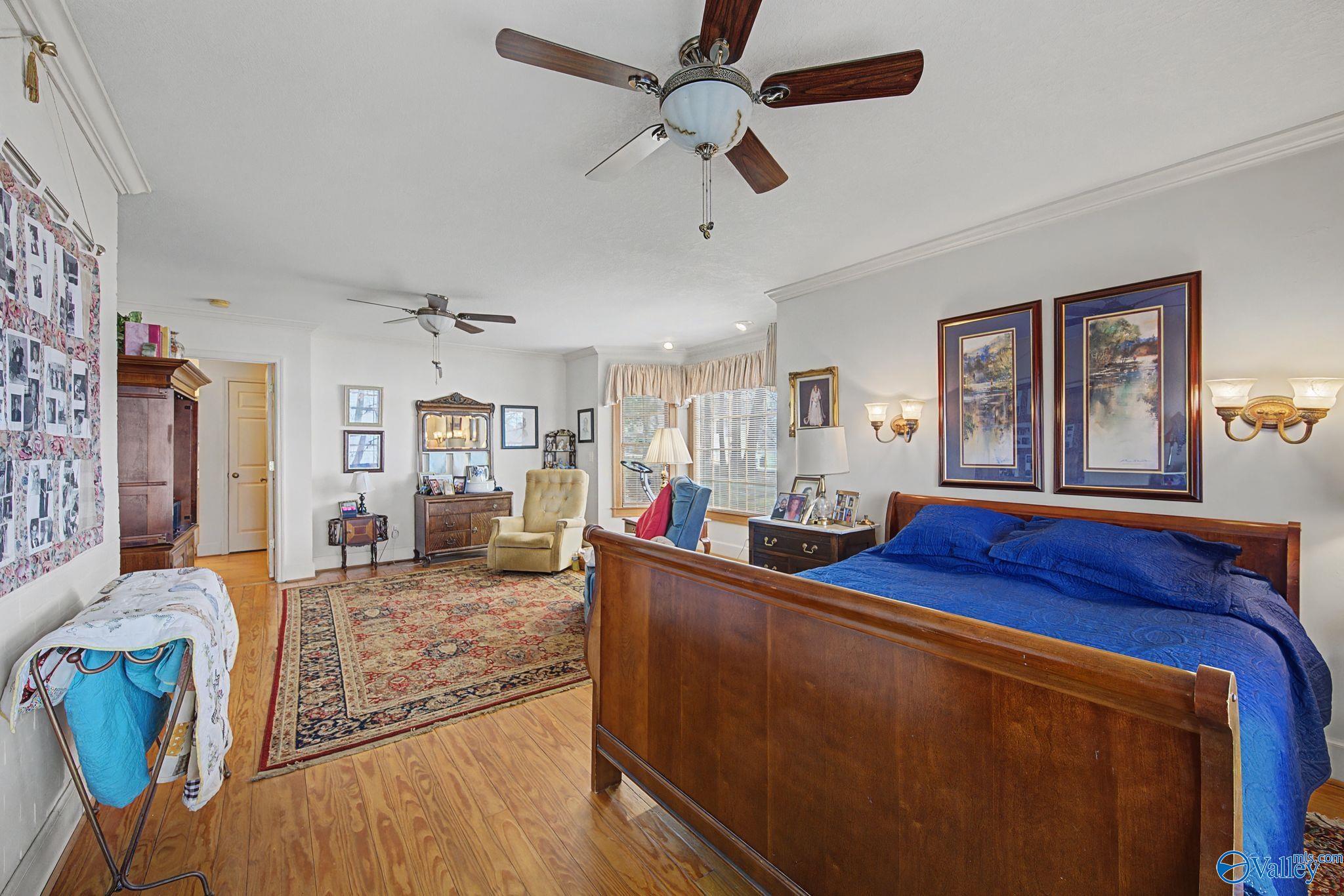 3398 Lakeshore Drive