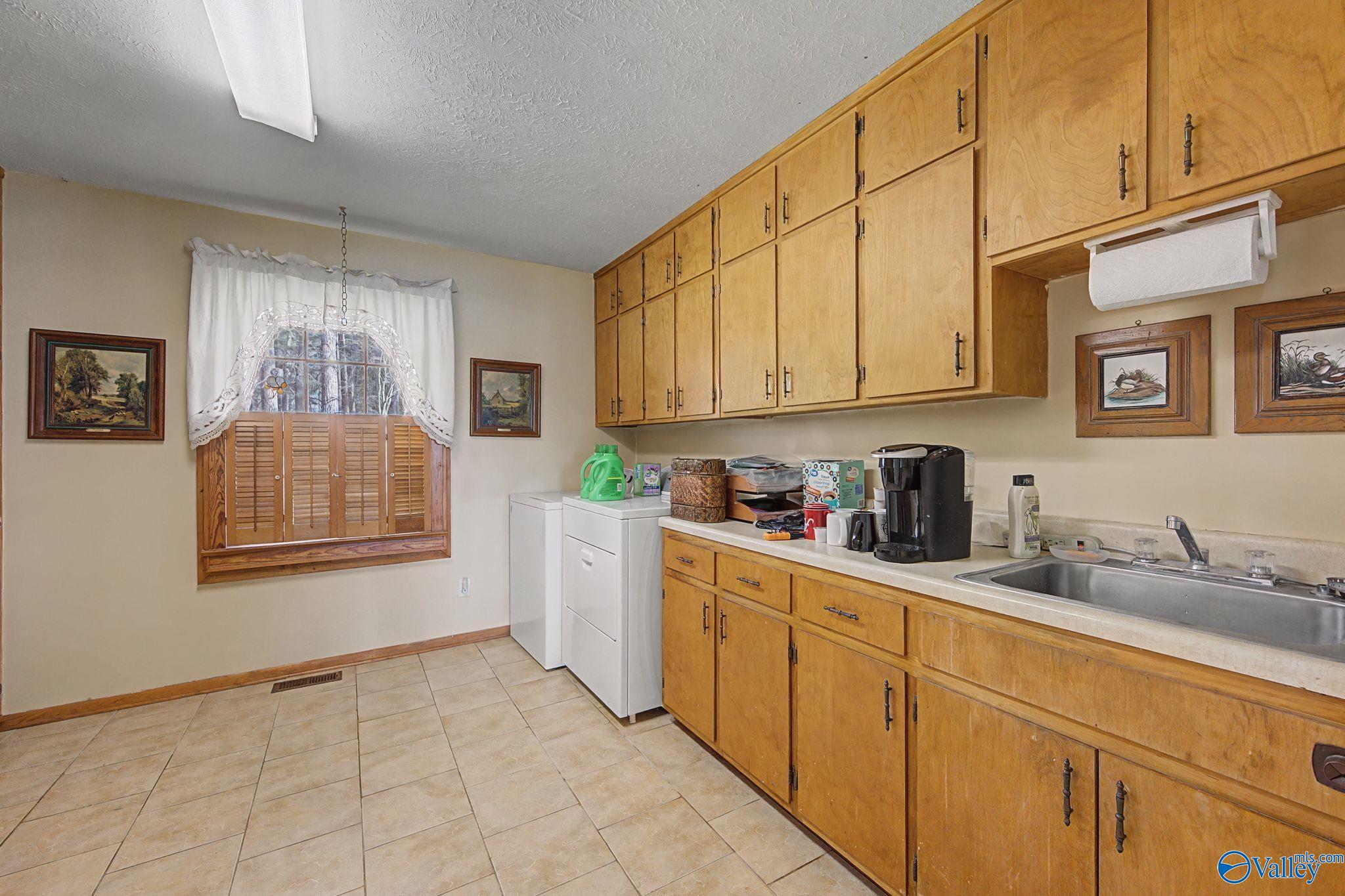 3398 Lakeshore Drive