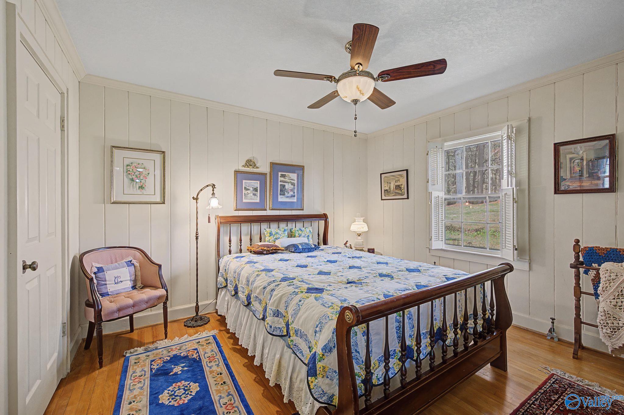 3398 Lakeshore Drive