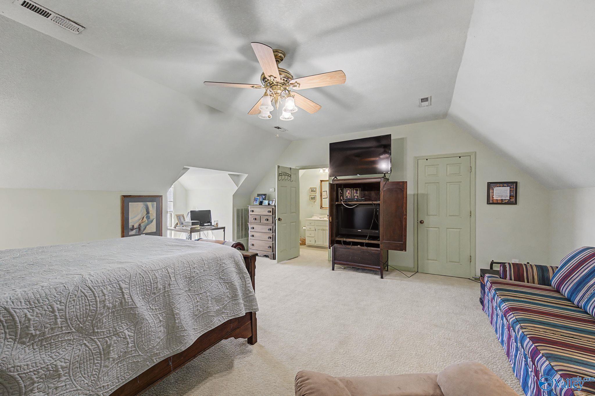 3398 Lakeshore Drive