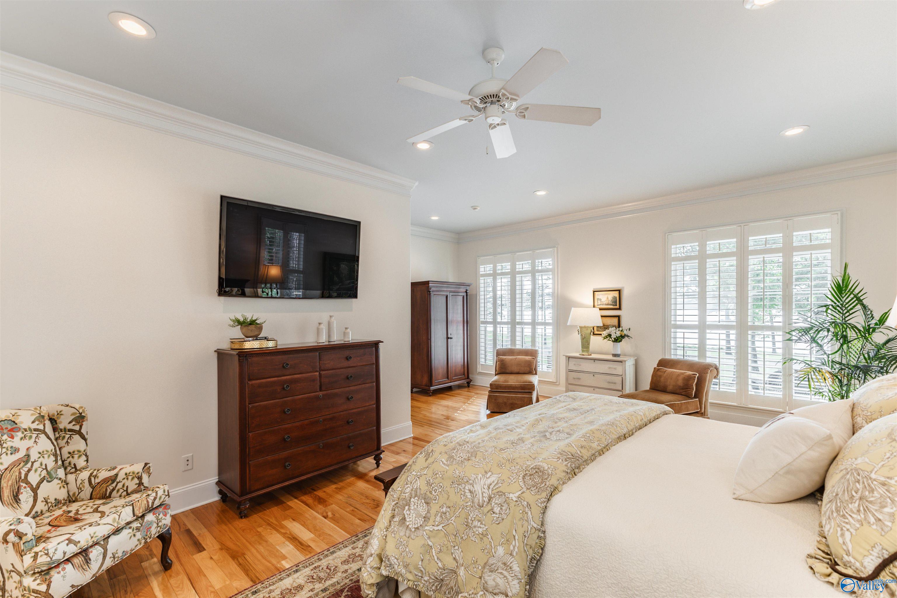 2305 Sunset Drive