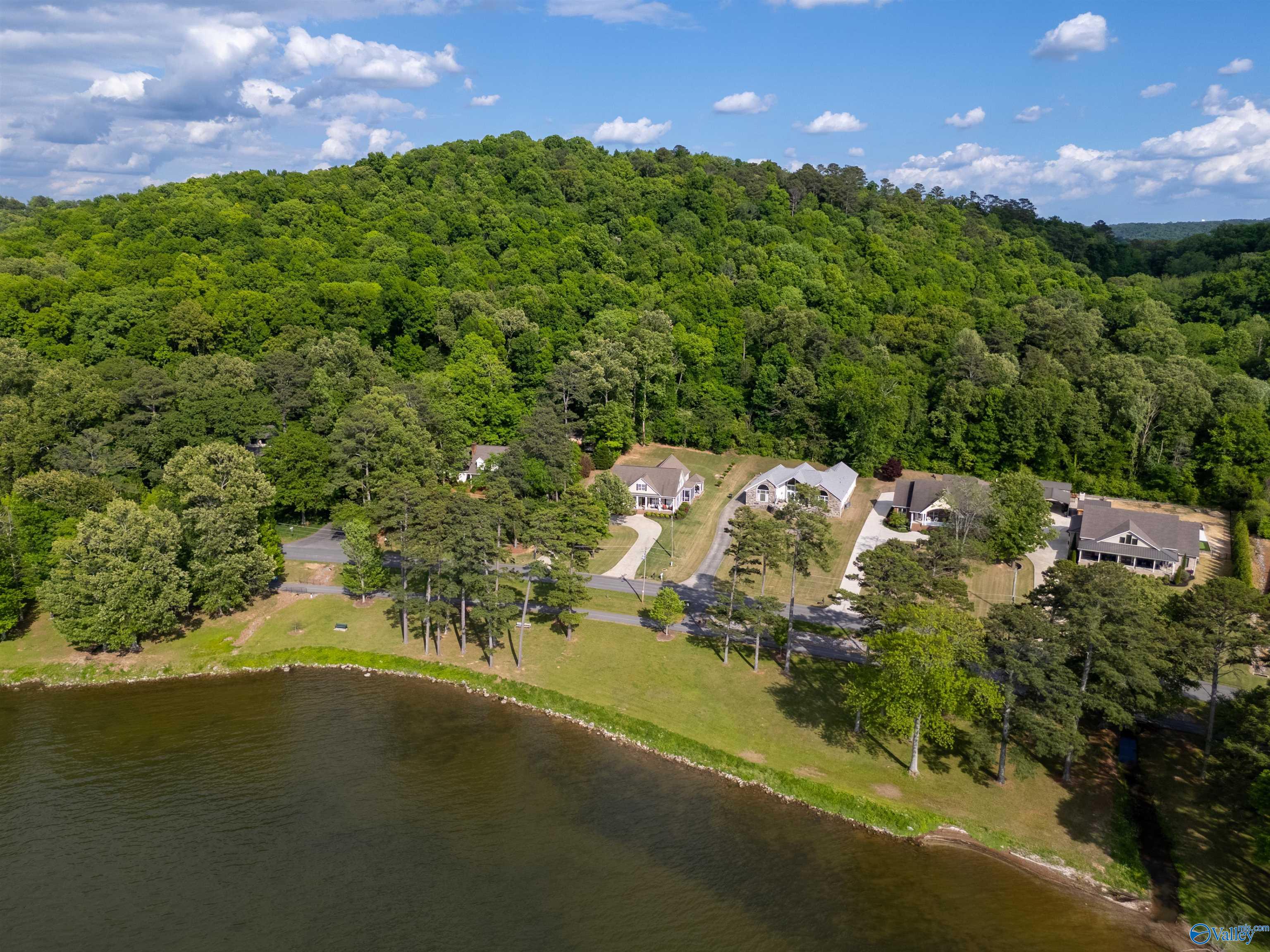 2305 Sunset Drive