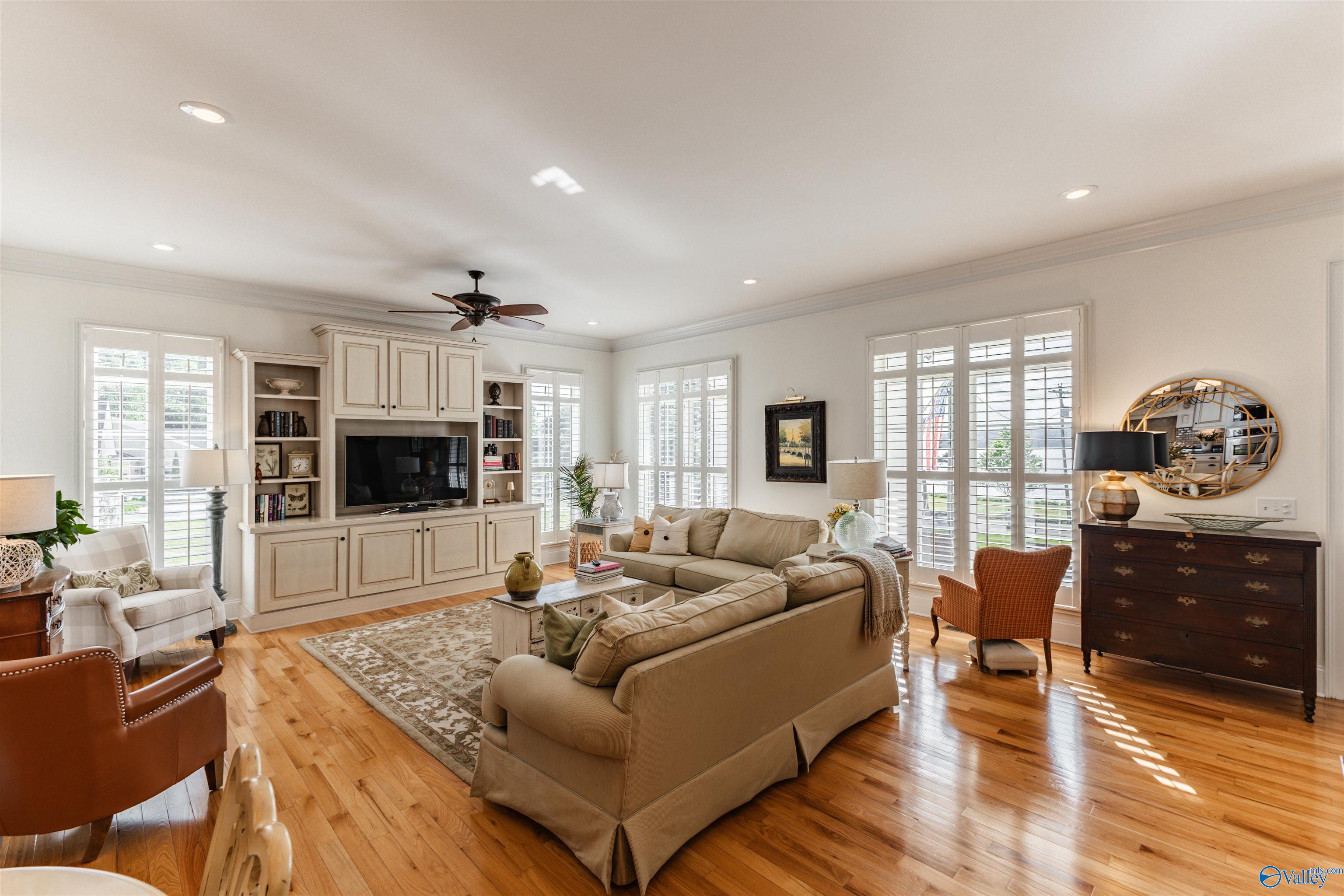 2305 Sunset Drive