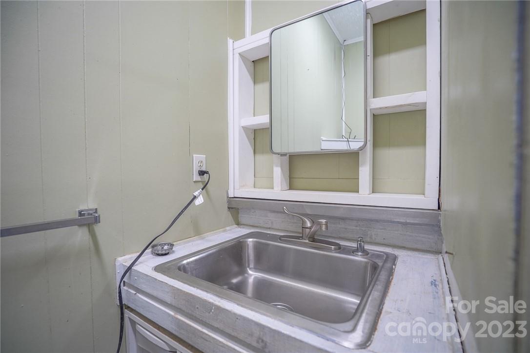 9255 Mount Olive Road