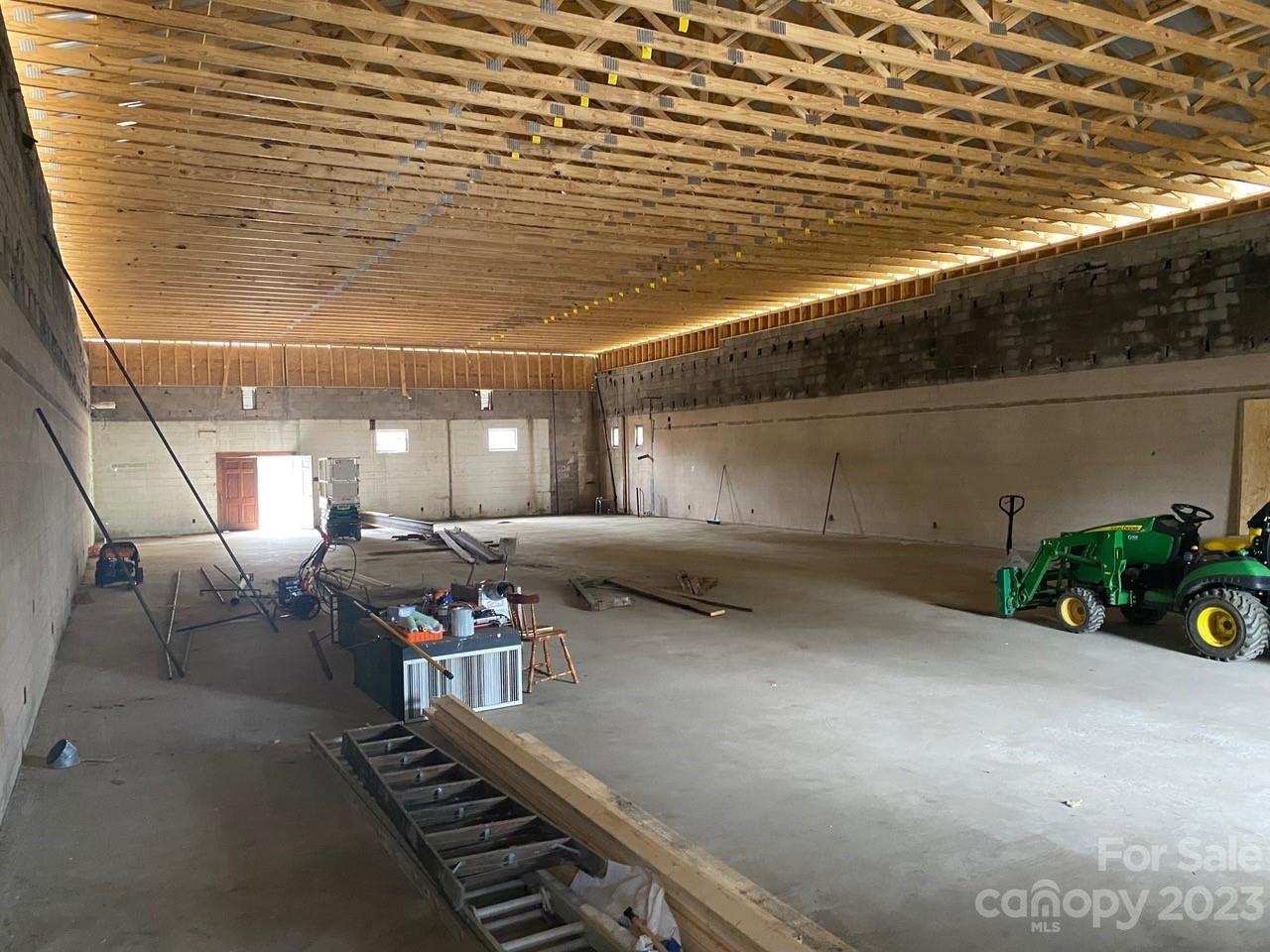 1482 Dale Earnhardt Boulevard