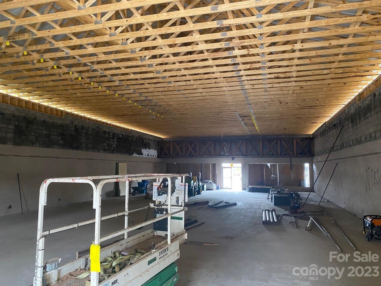 1482 Dale Earnhardt Boulevard