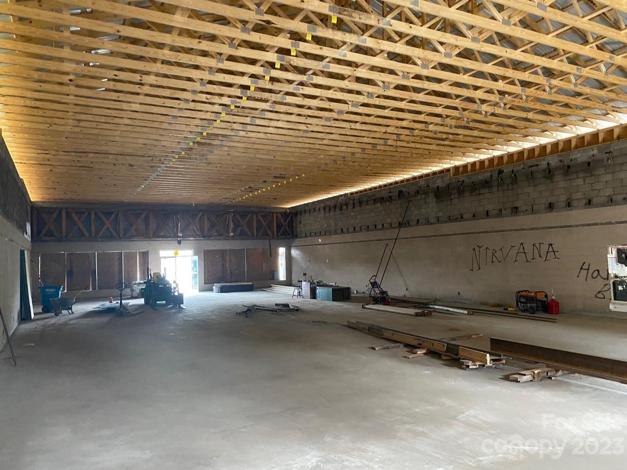 1482 Dale Earnhardt Boulevard