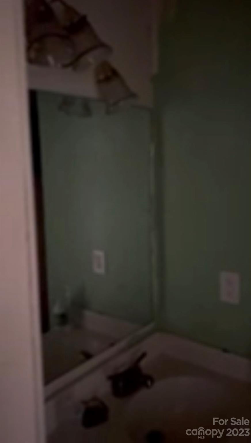 547 Newell Street NW