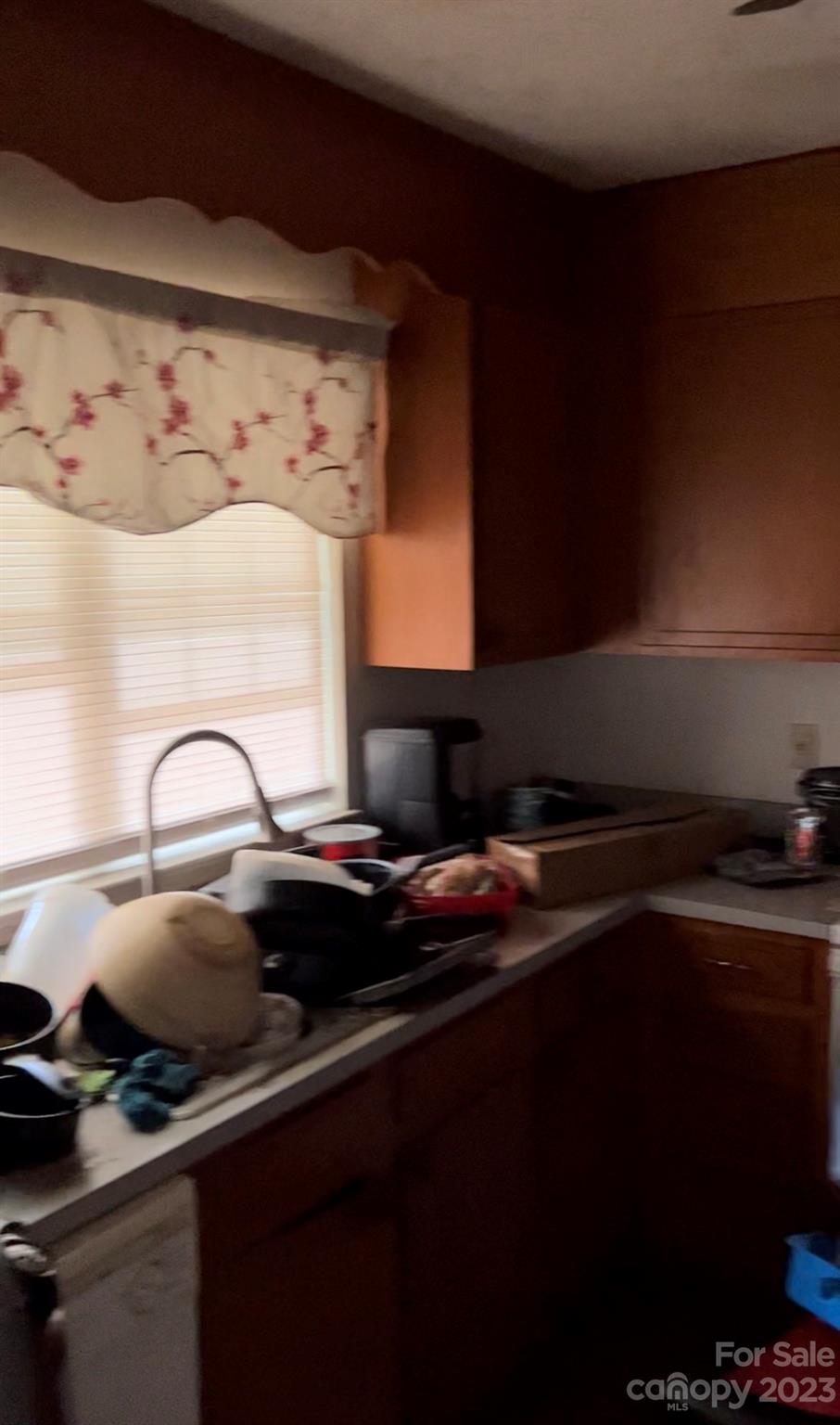 547 Newell Street NW