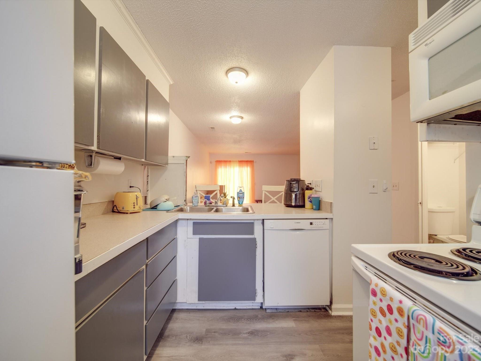 4044 Briarhill Drive