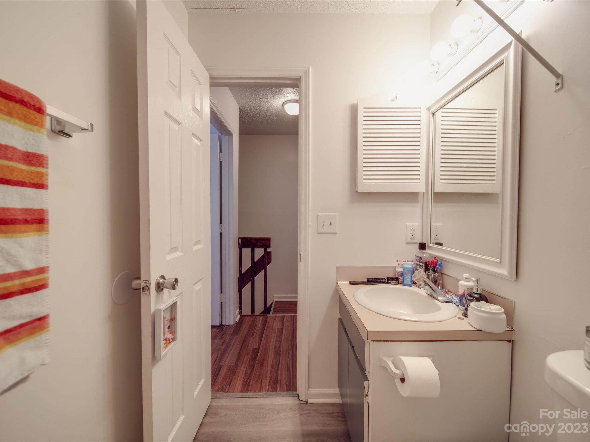 4044 Briarhill Drive