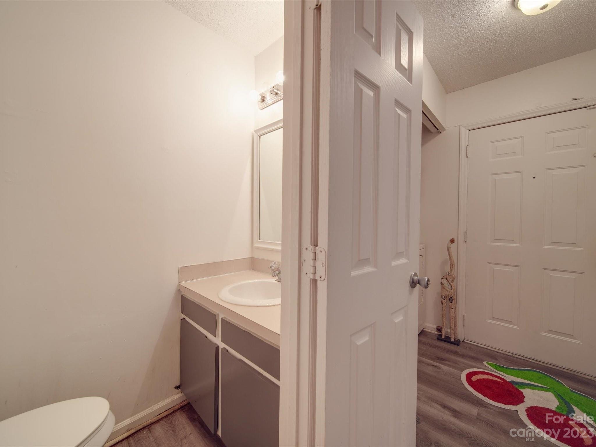 4044 Briarhill Drive