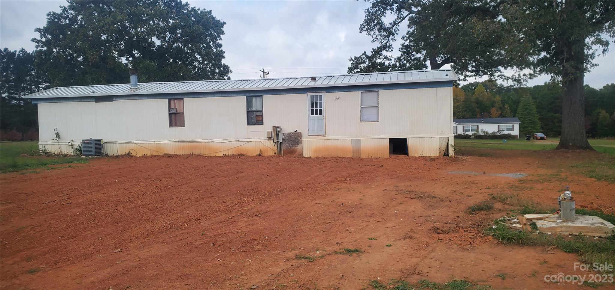 2675 Lower Stone Church Road