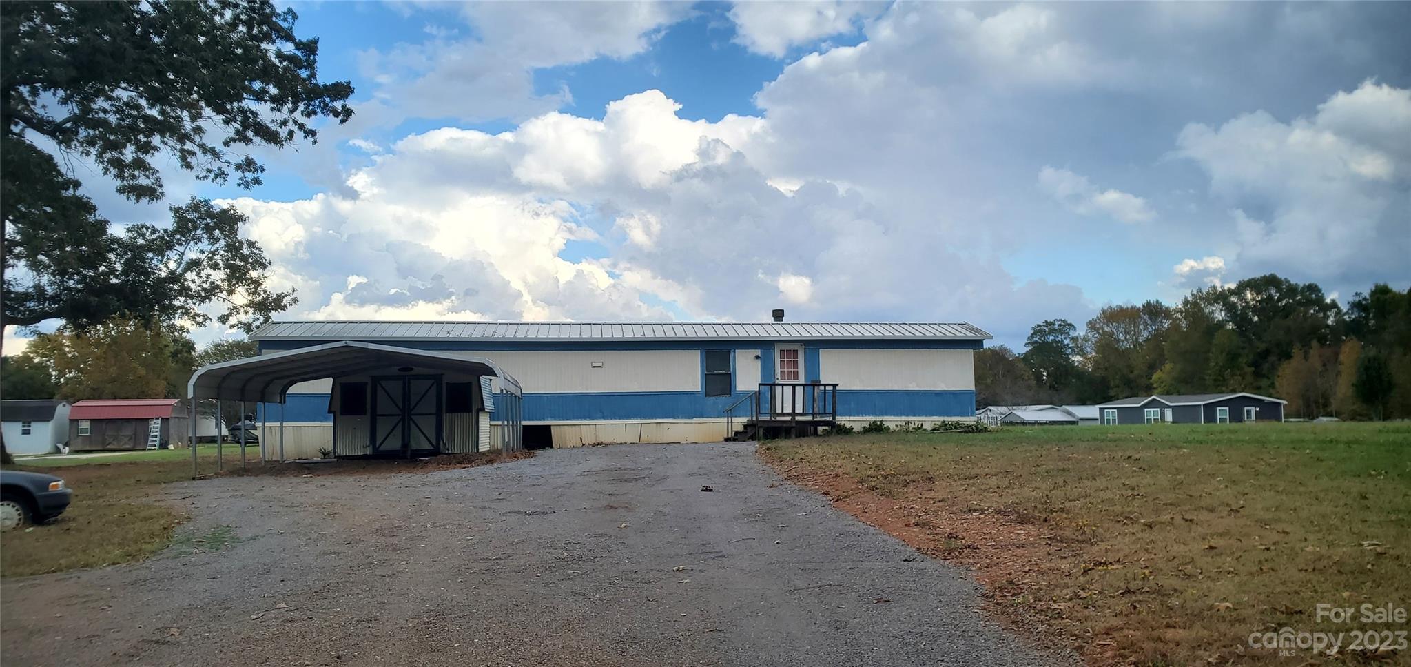 2675 Lower Stone Church Road