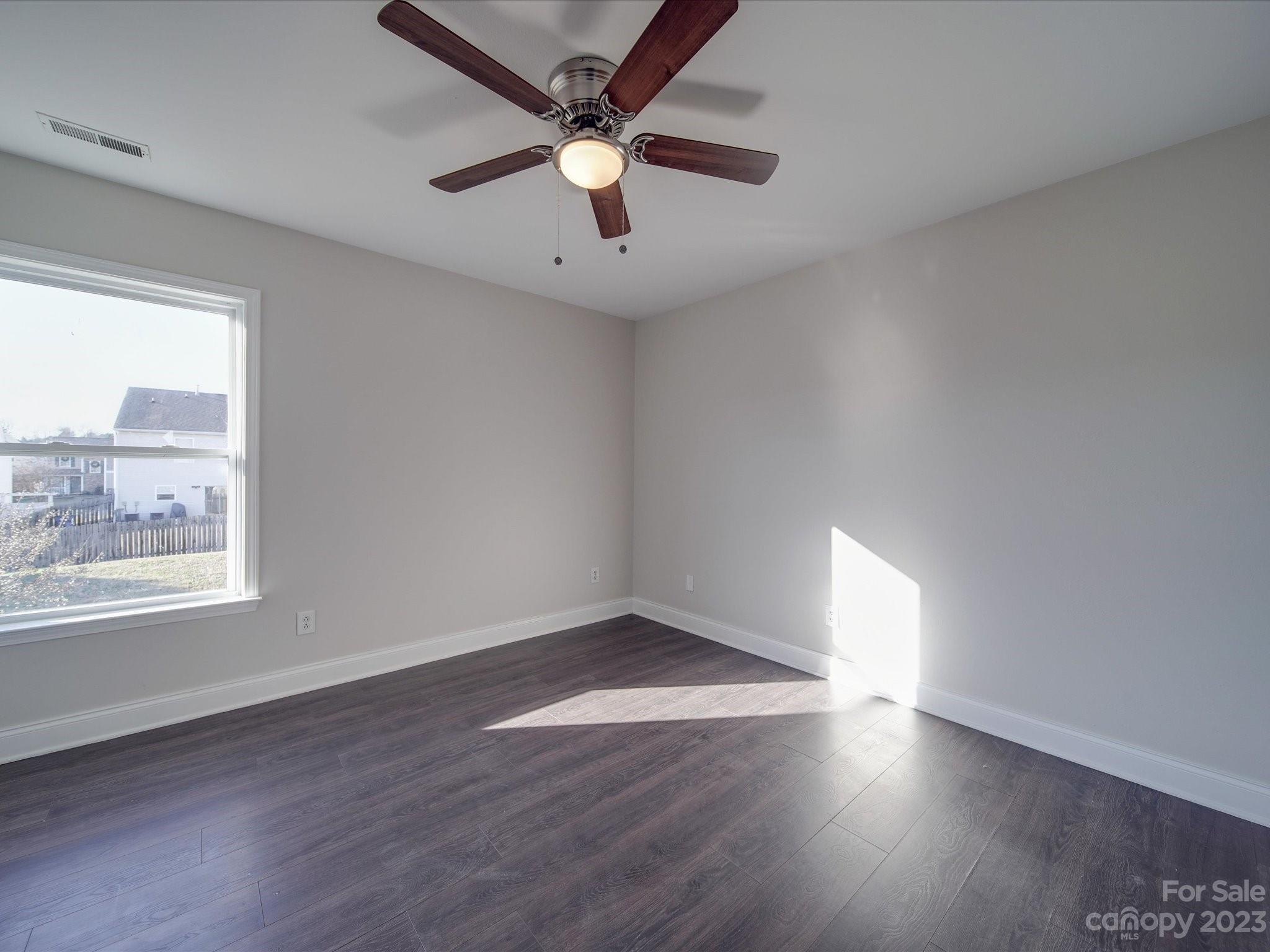 1623 Rustic Arch Way