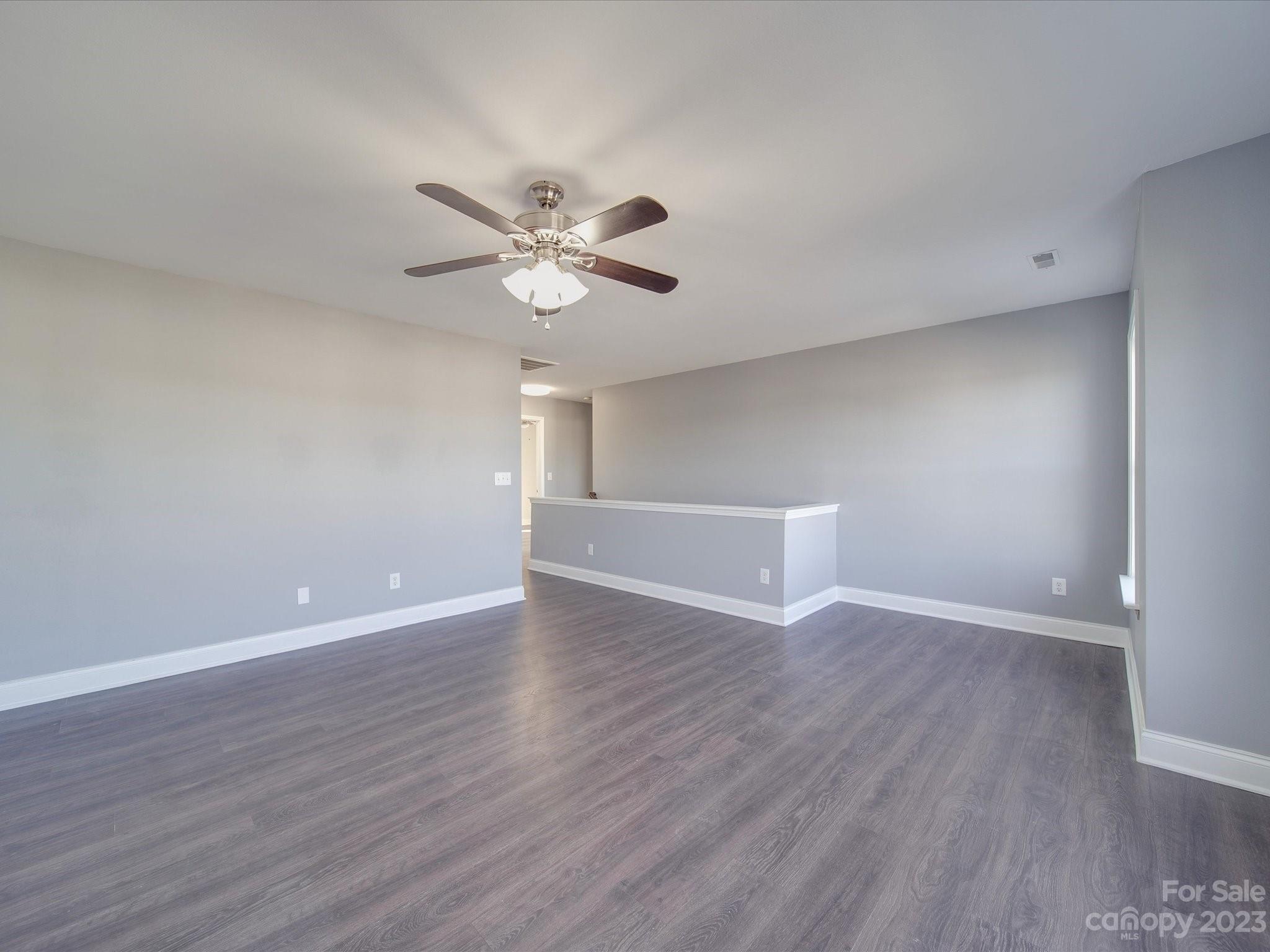 1623 Rustic Arch Way