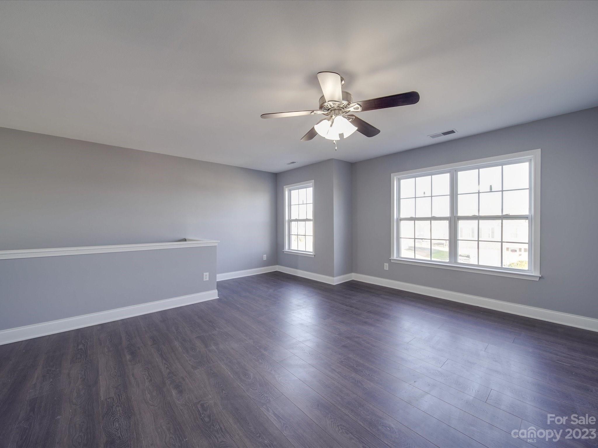 1623 Rustic Arch Way