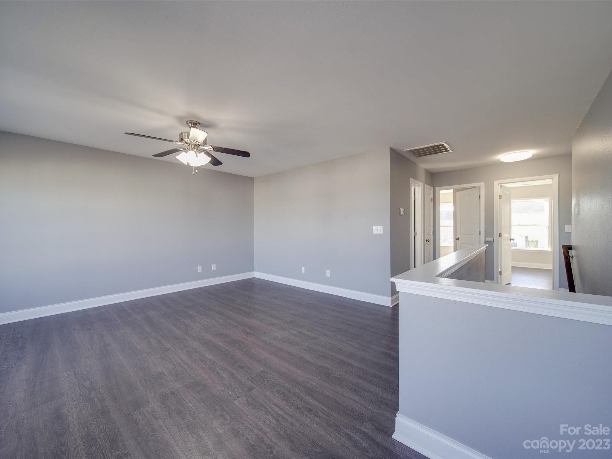 1623 Rustic Arch Way