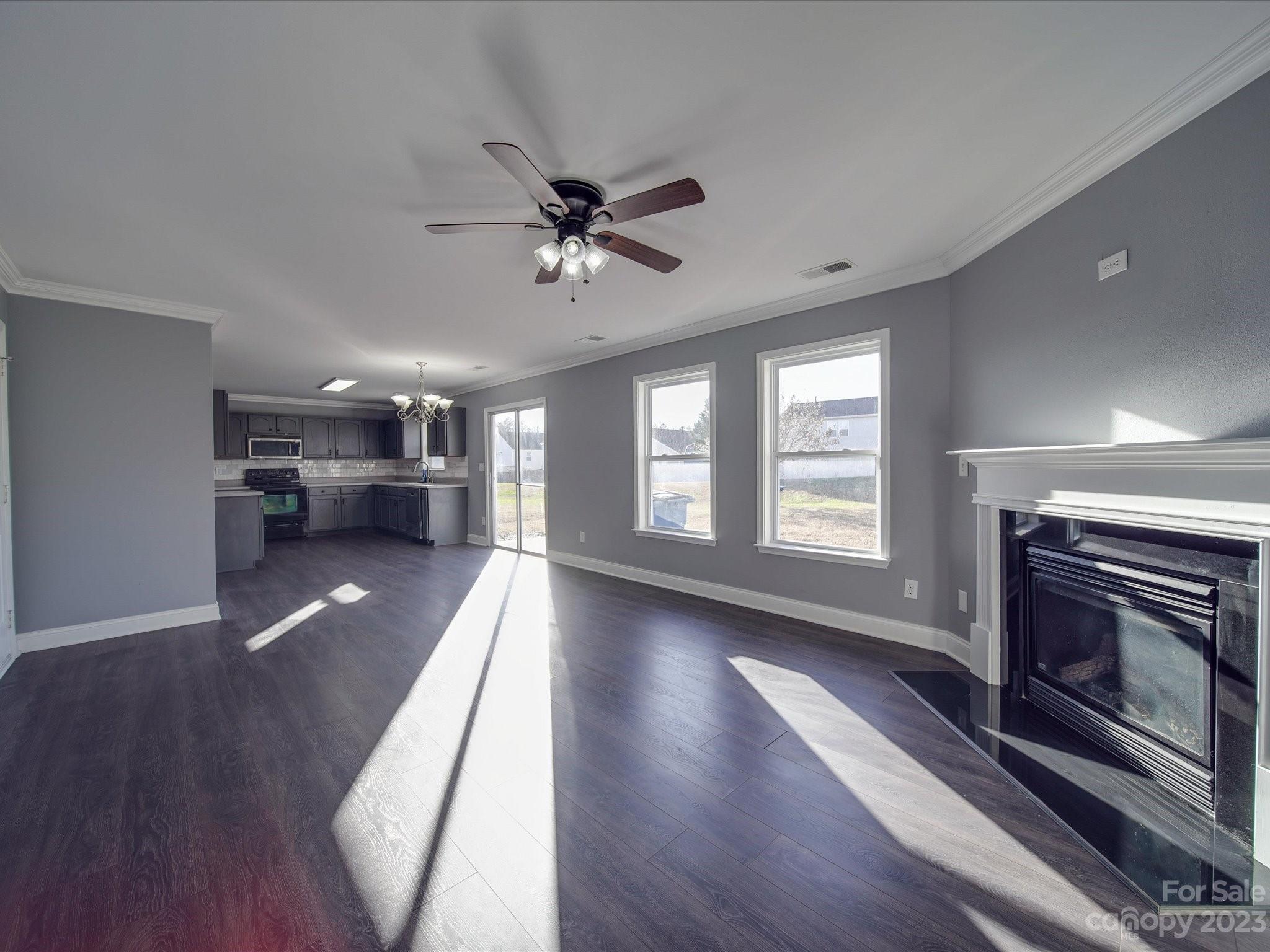 1623 Rustic Arch Way