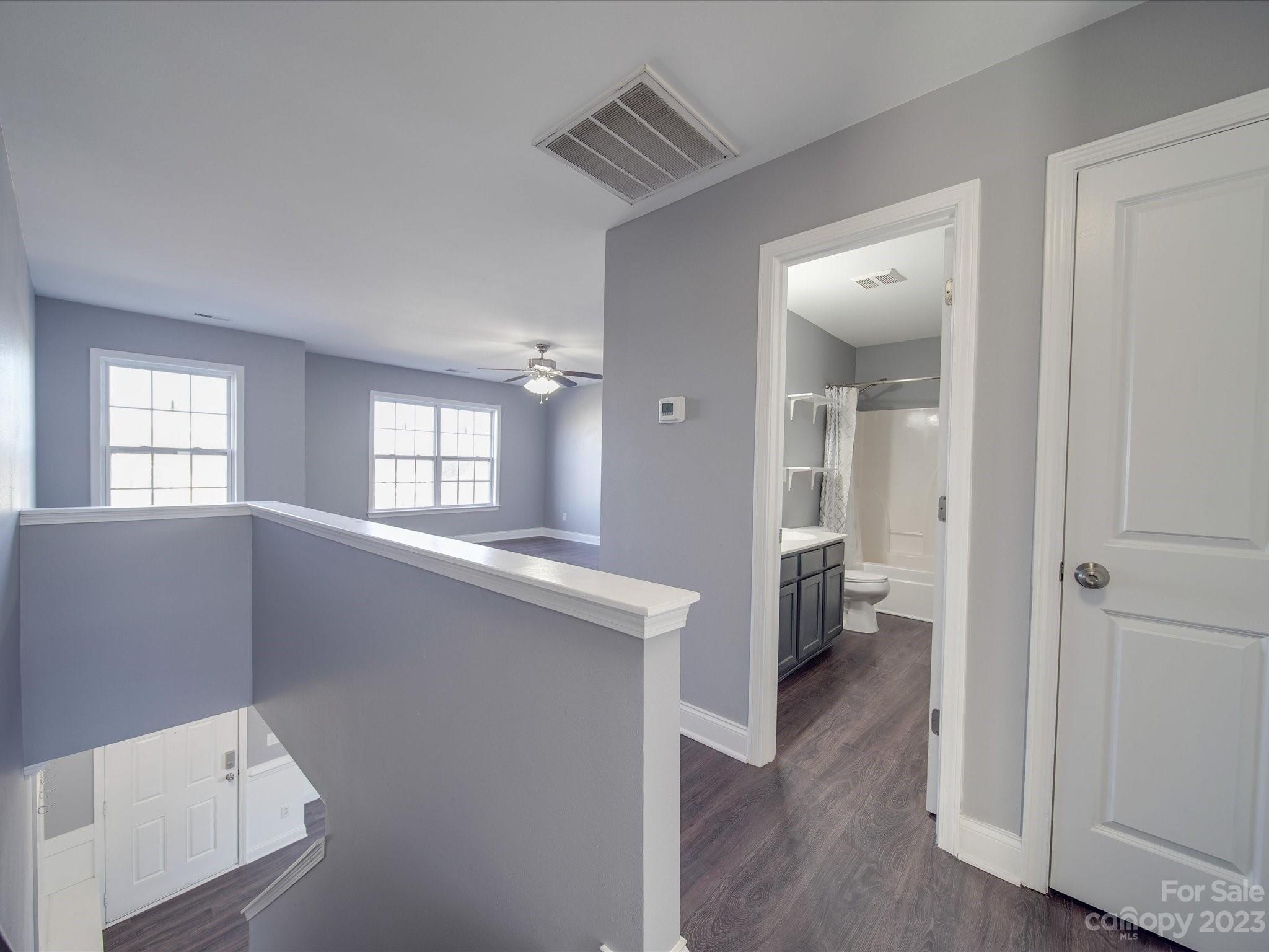 1623 Rustic Arch Way