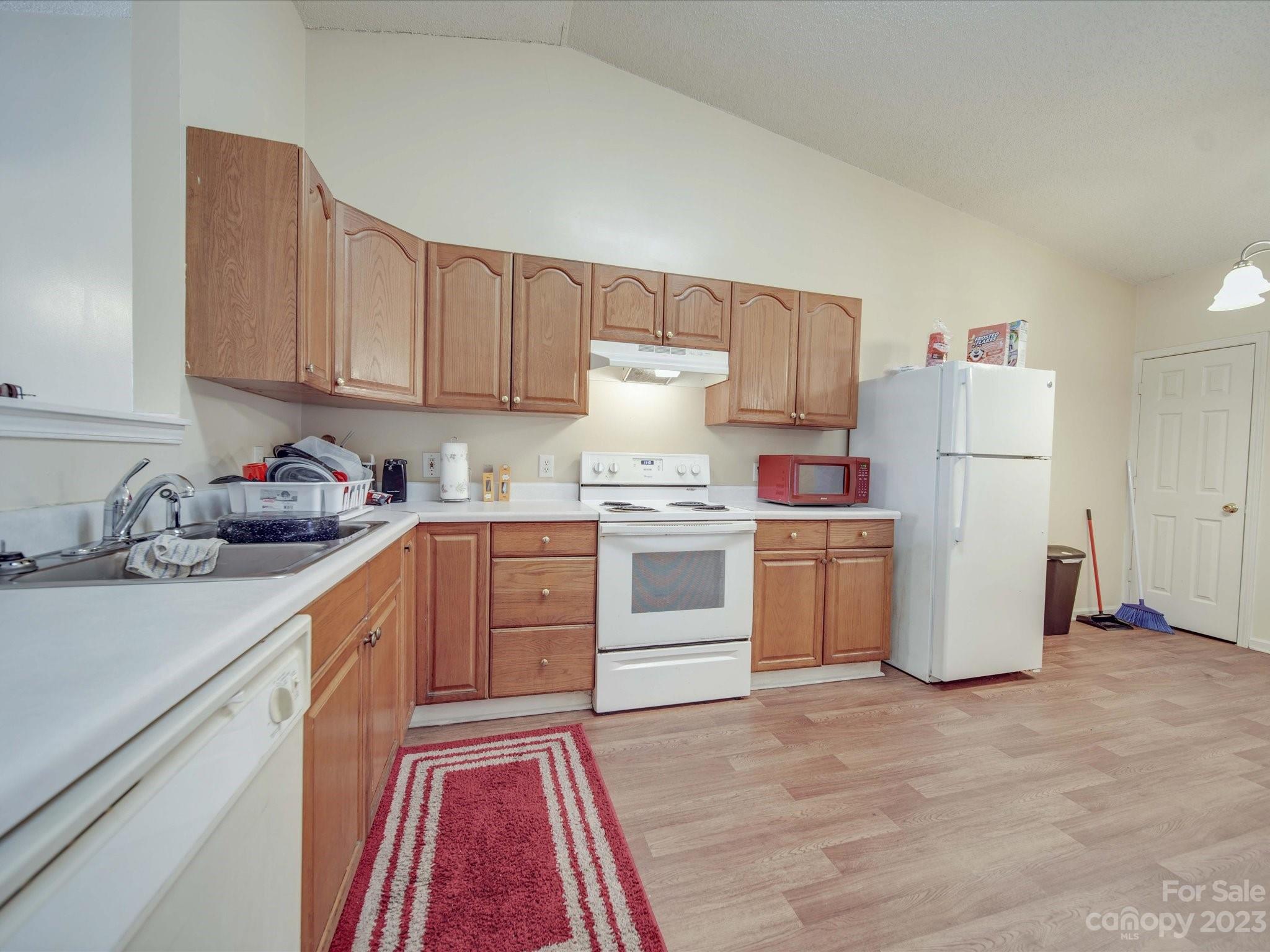 1216 Bringle Ferry Road