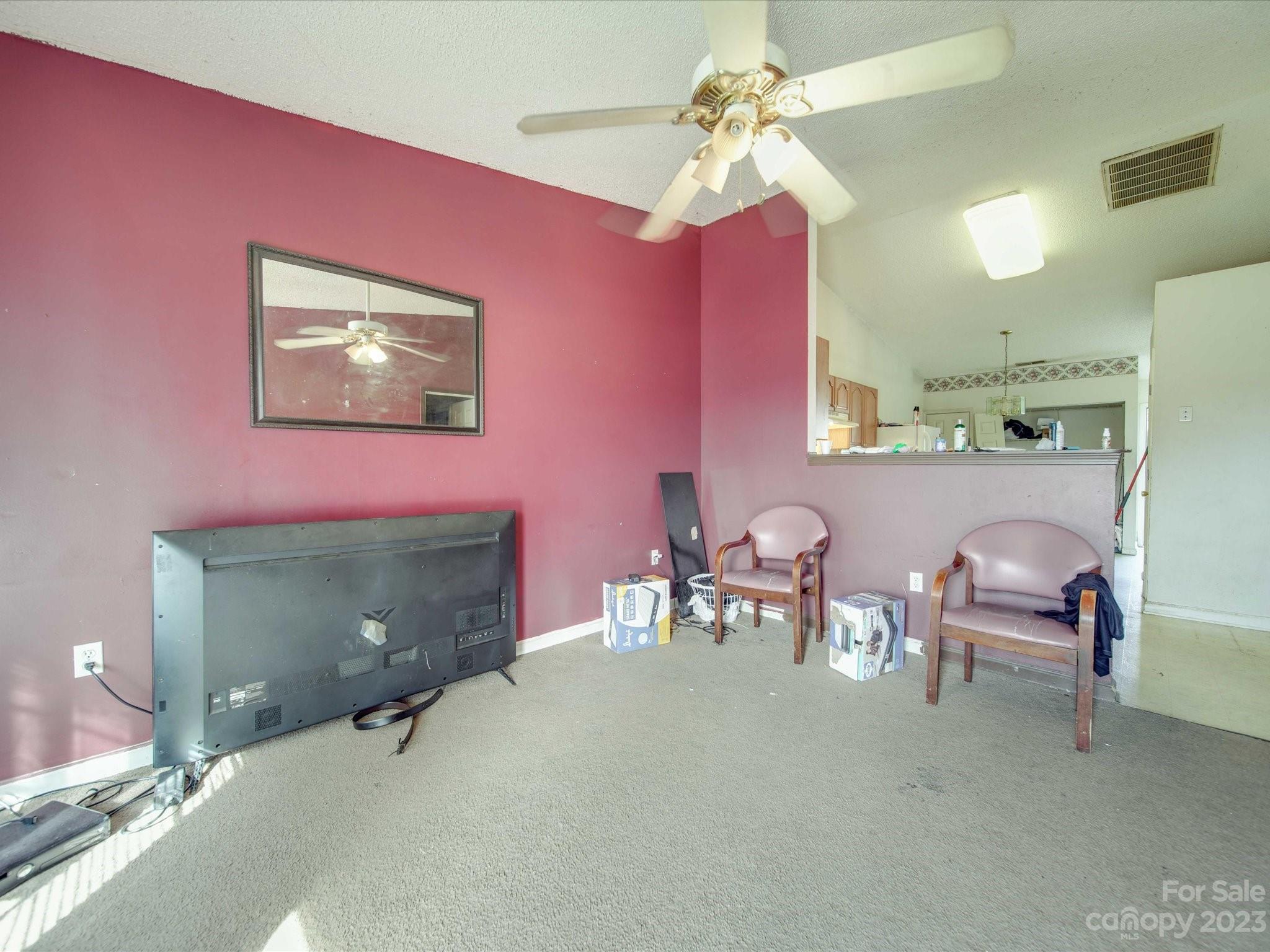 1216 Bringle Ferry Road