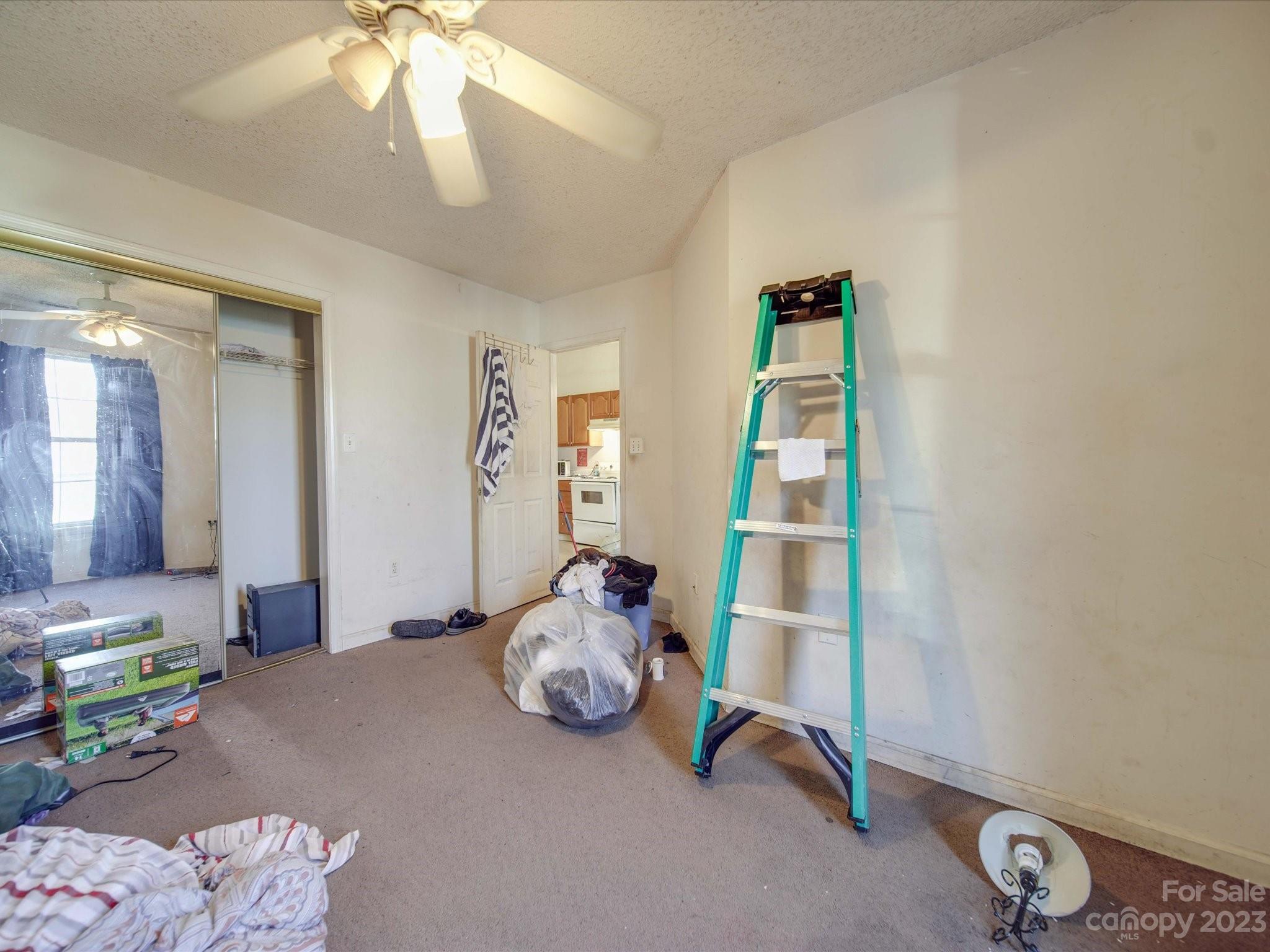 1216 Bringle Ferry Road