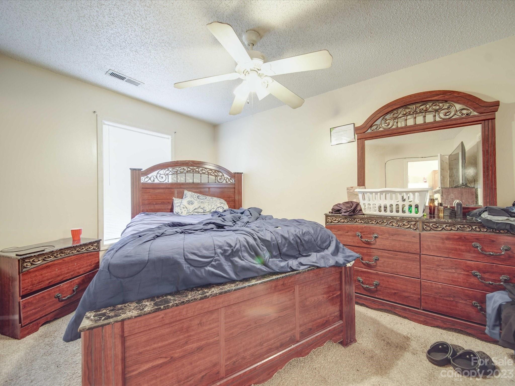 1216 Bringle Ferry Road