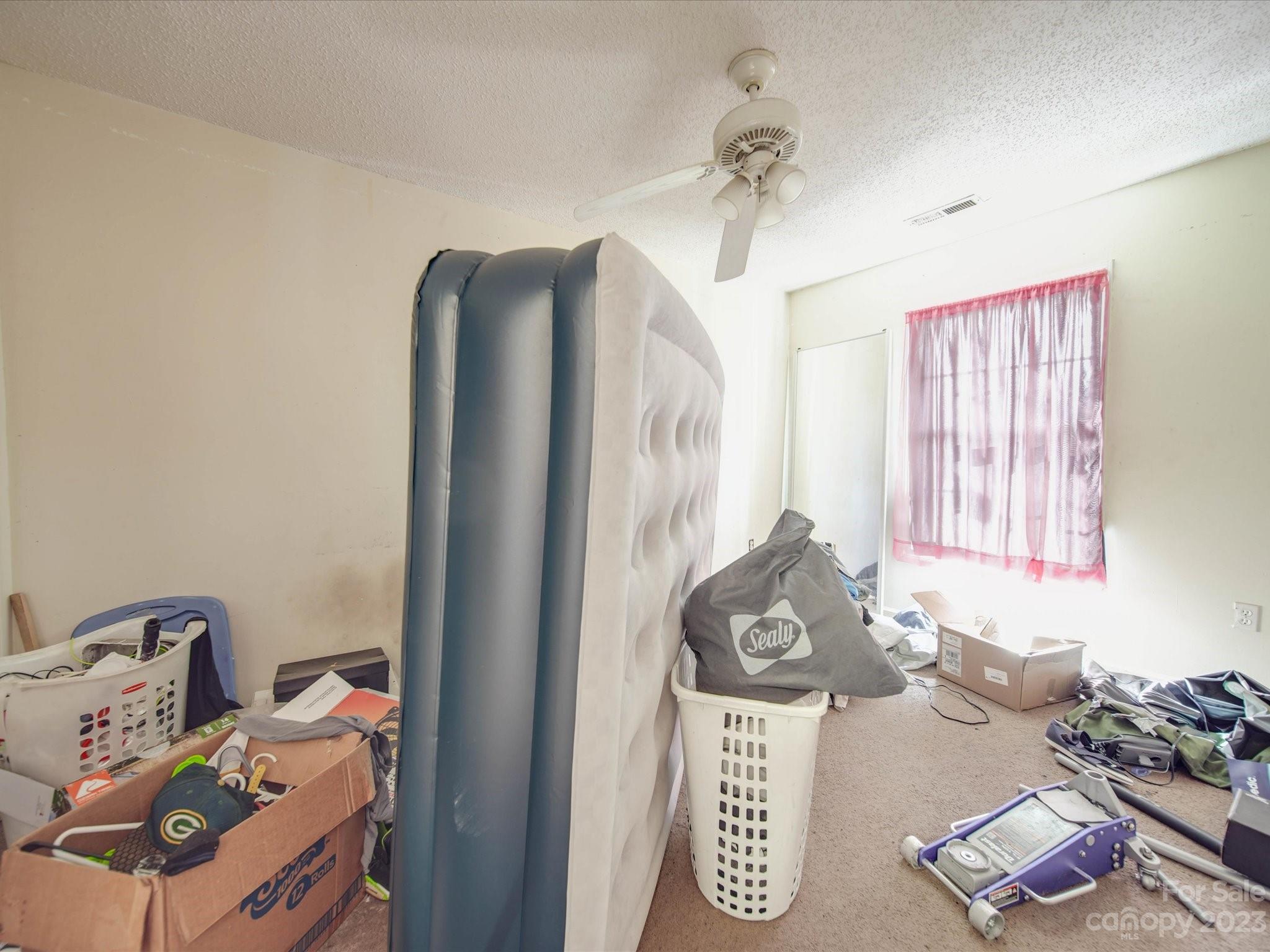 1216 Bringle Ferry Road