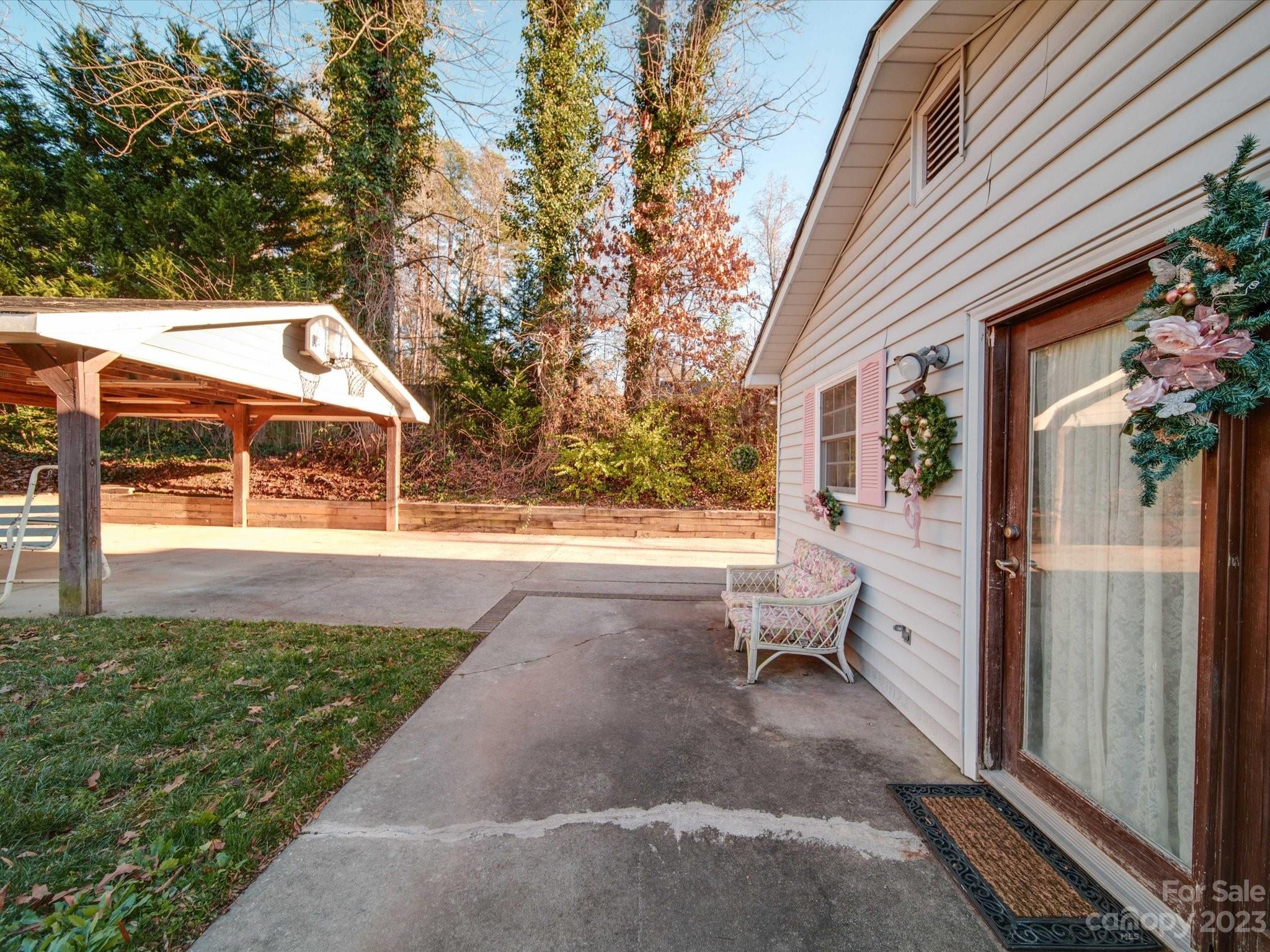 702 Forest Street NW