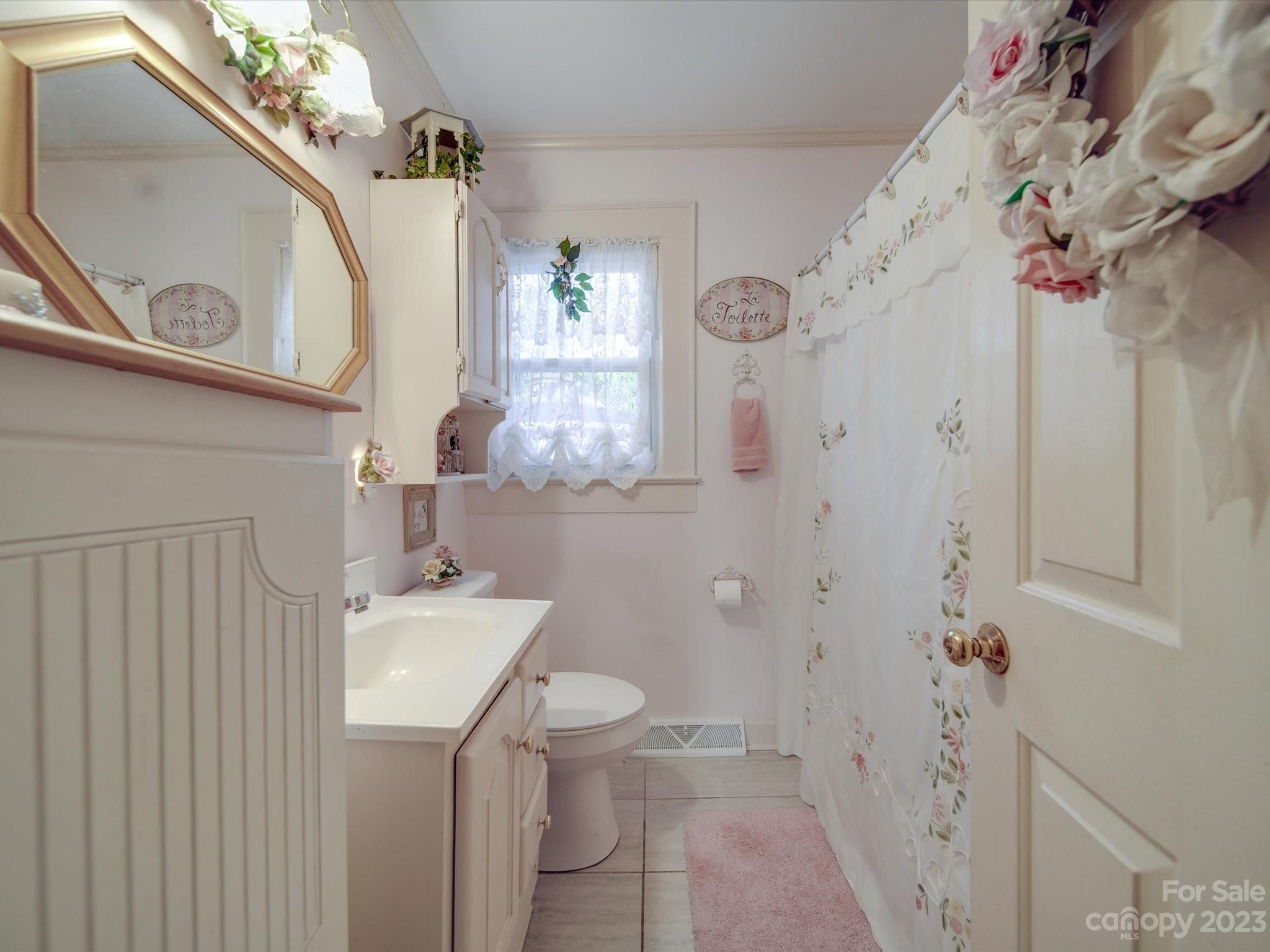 702 Forest Street NW