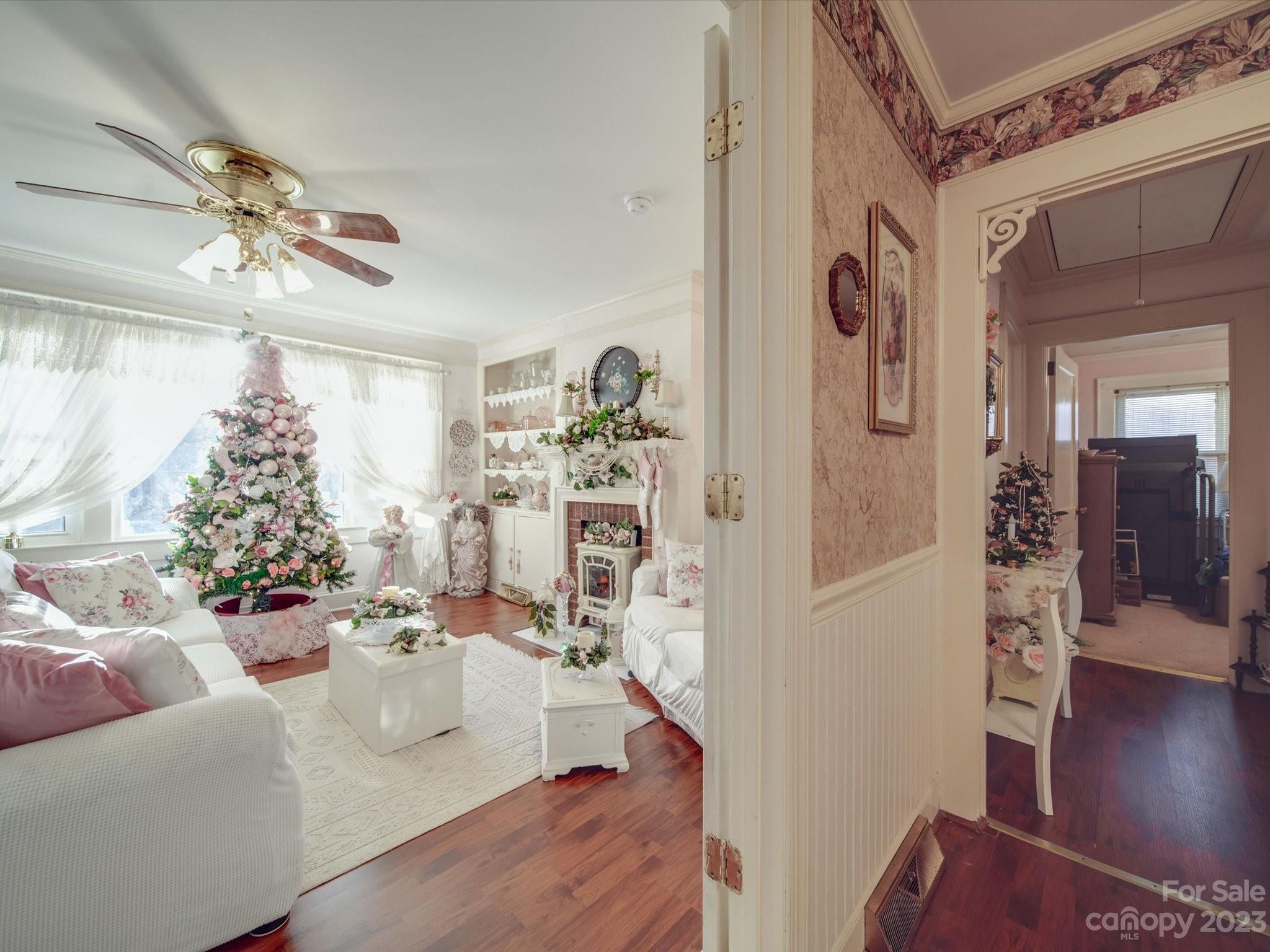 702 Forest Street NW