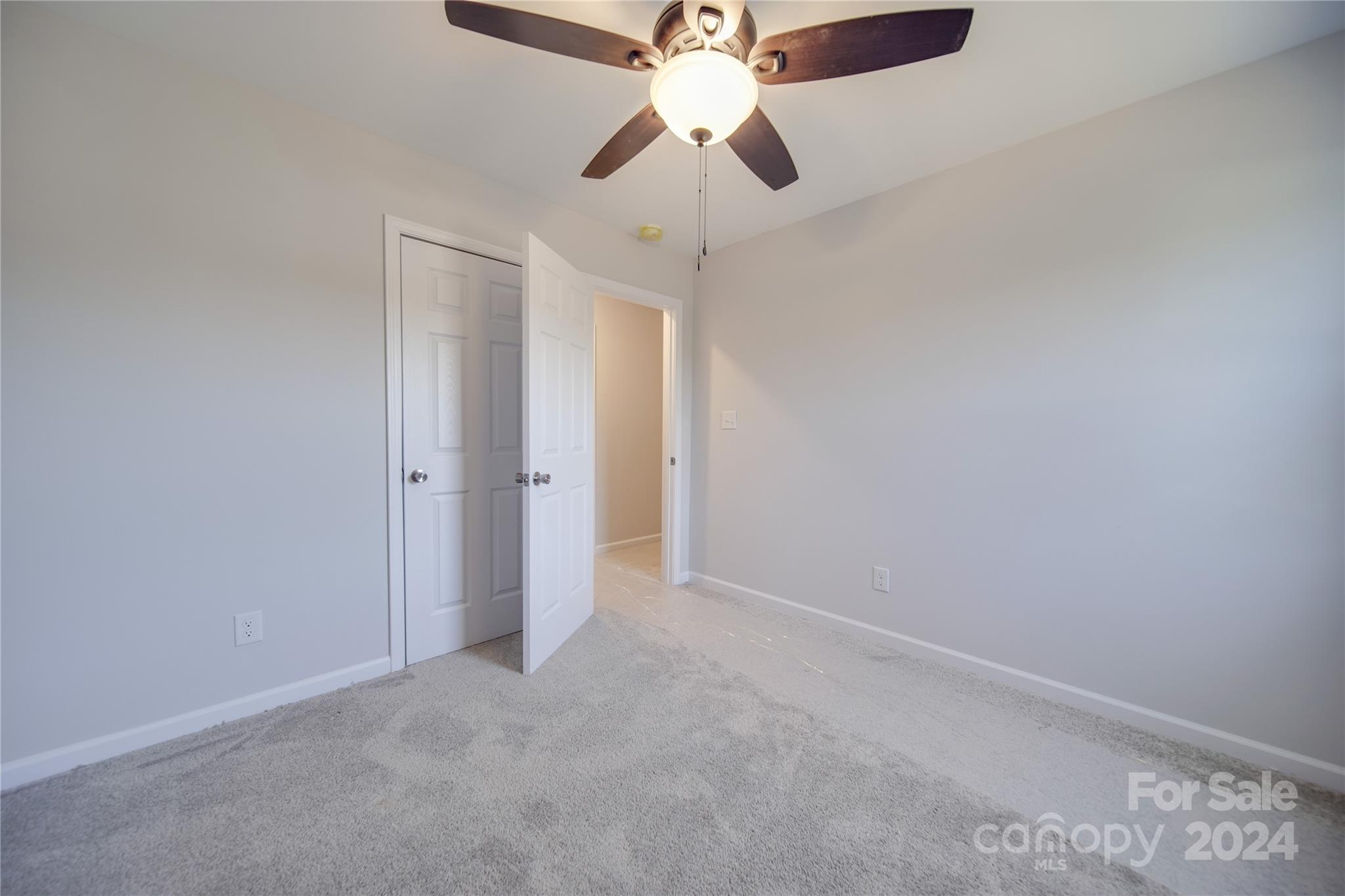 1041 Pine Circle Drive NW