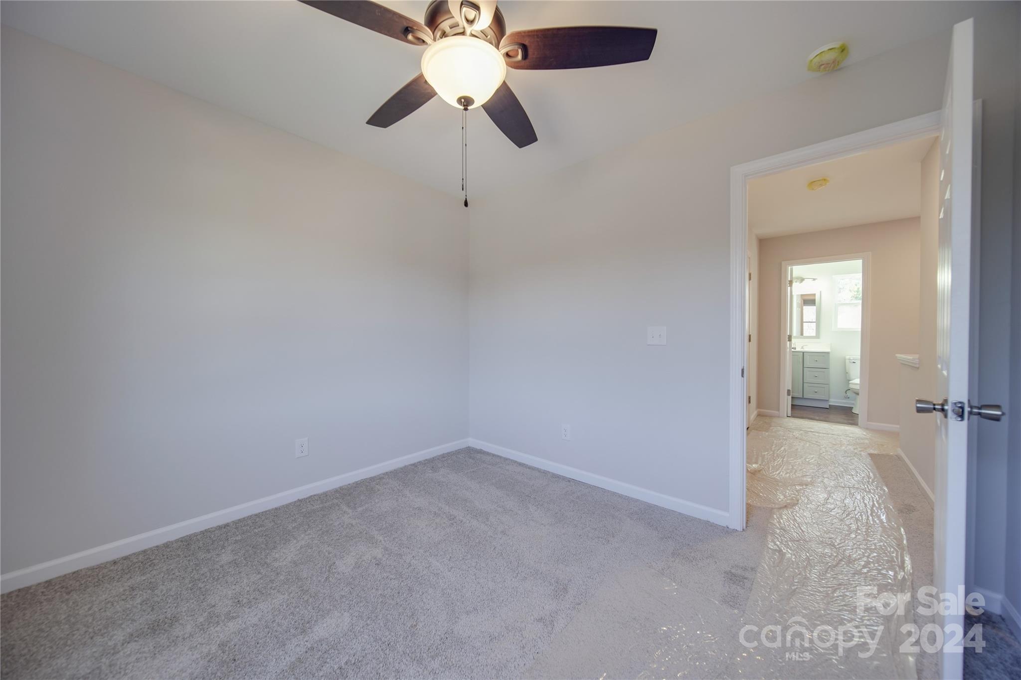 1041 Pine Circle Drive NW