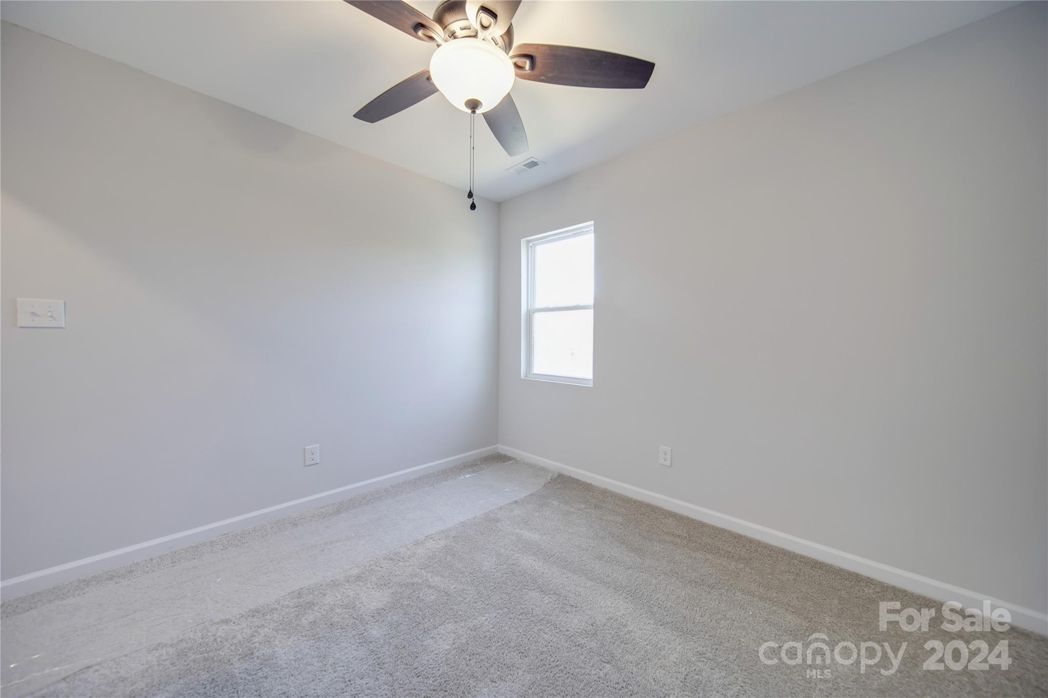 1041 Pine Circle Drive NW