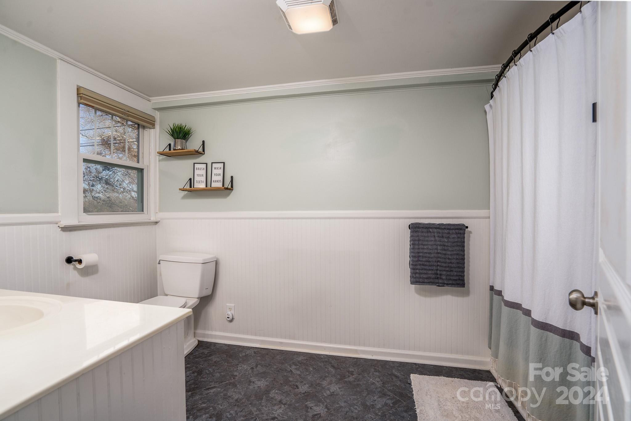 10 Willowbrook Drive NW