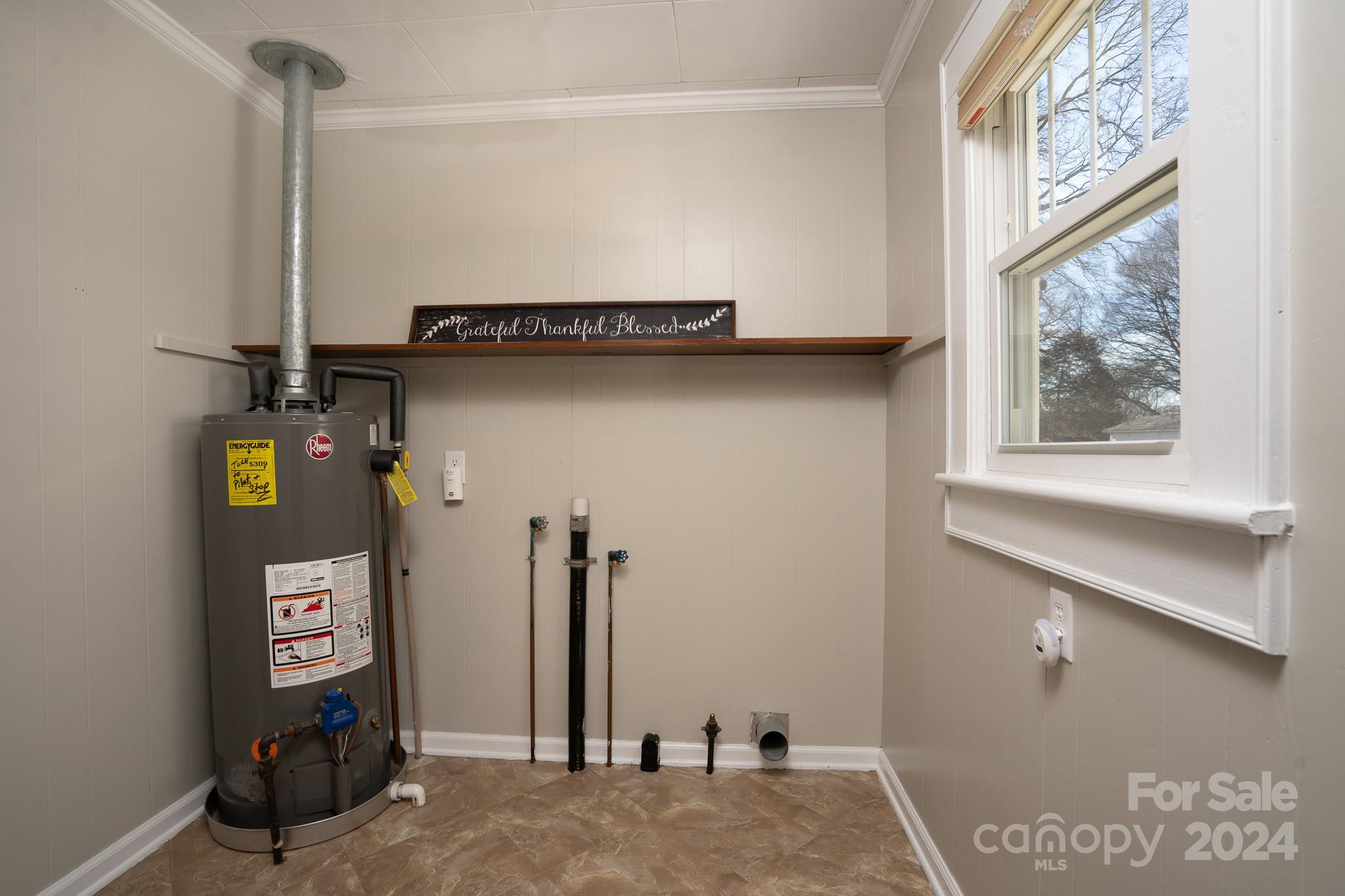 10 Willowbrook Drive NW