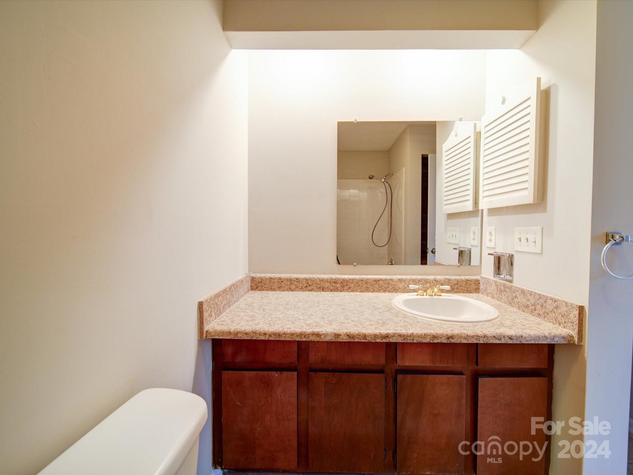 4608 Sharon Chase Drive Unit: H