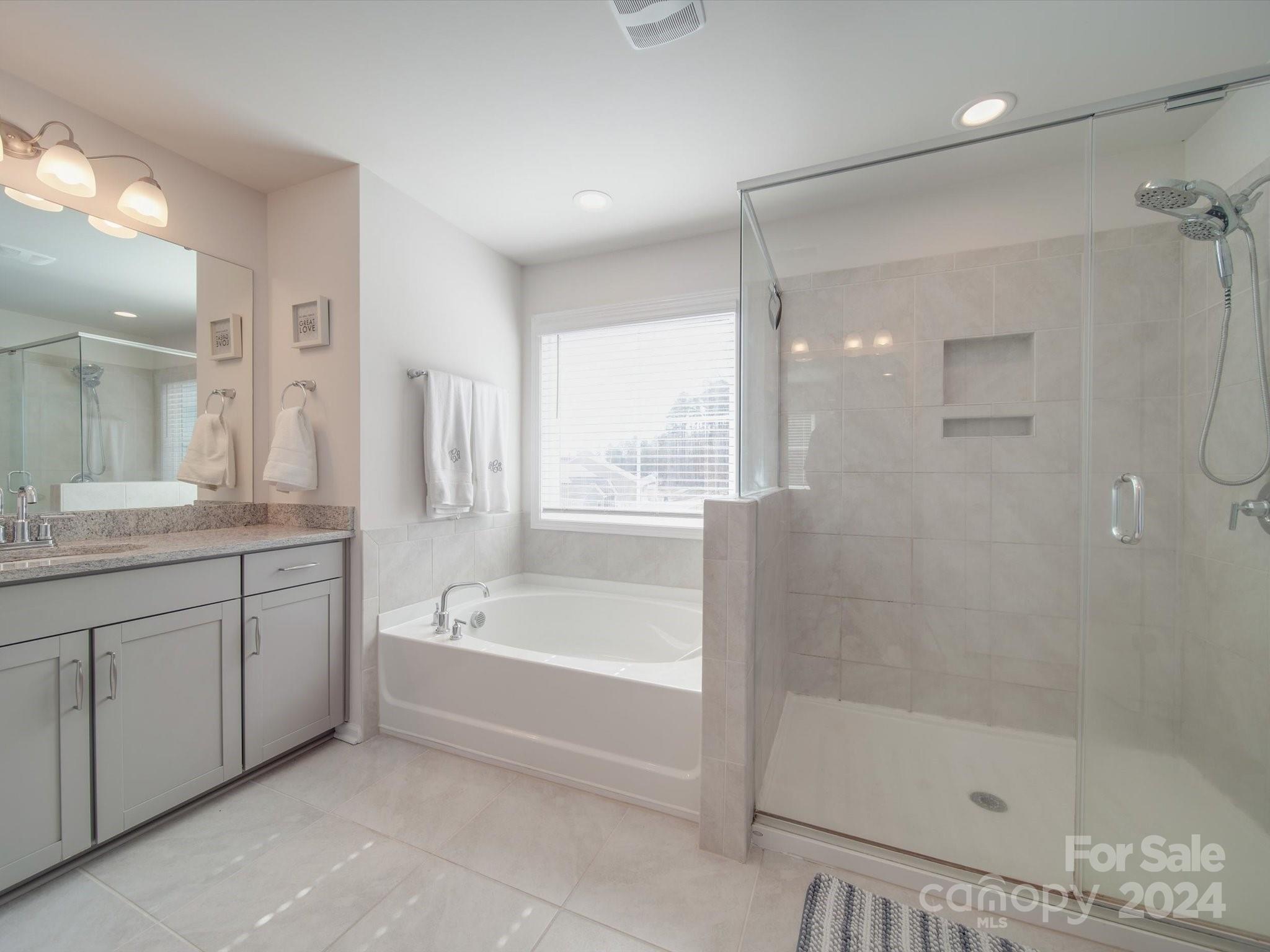 5901 Redwood Pine Road