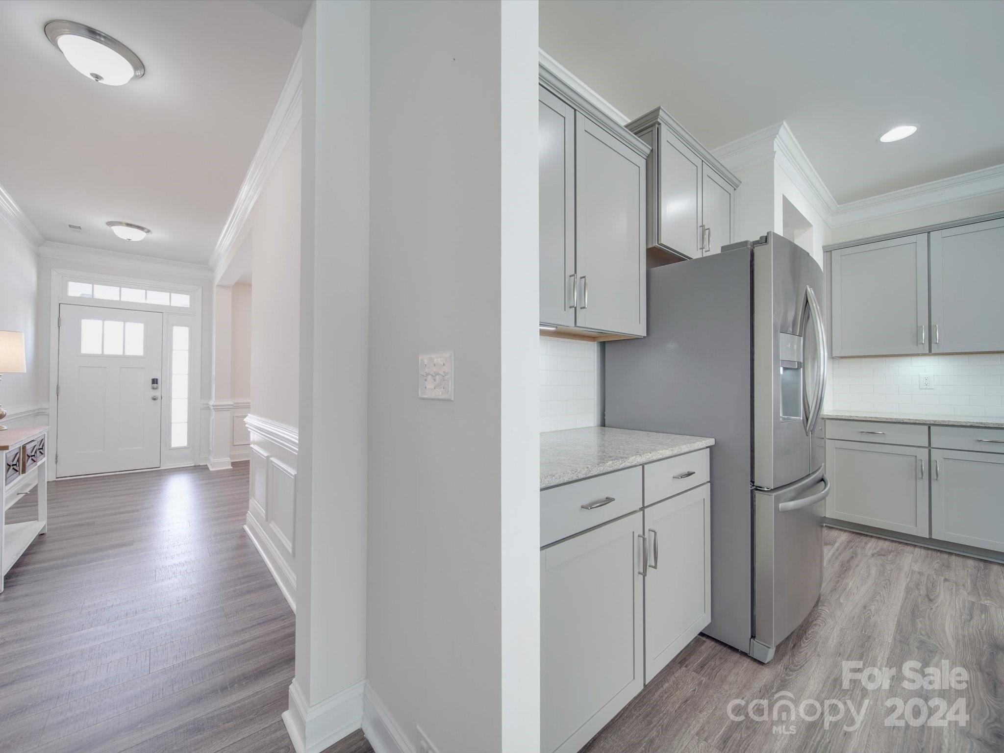 5901 Redwood Pine Road