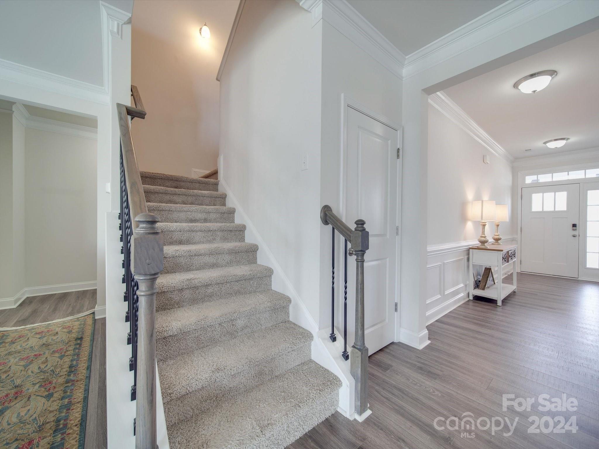 5901 Redwood Pine Road