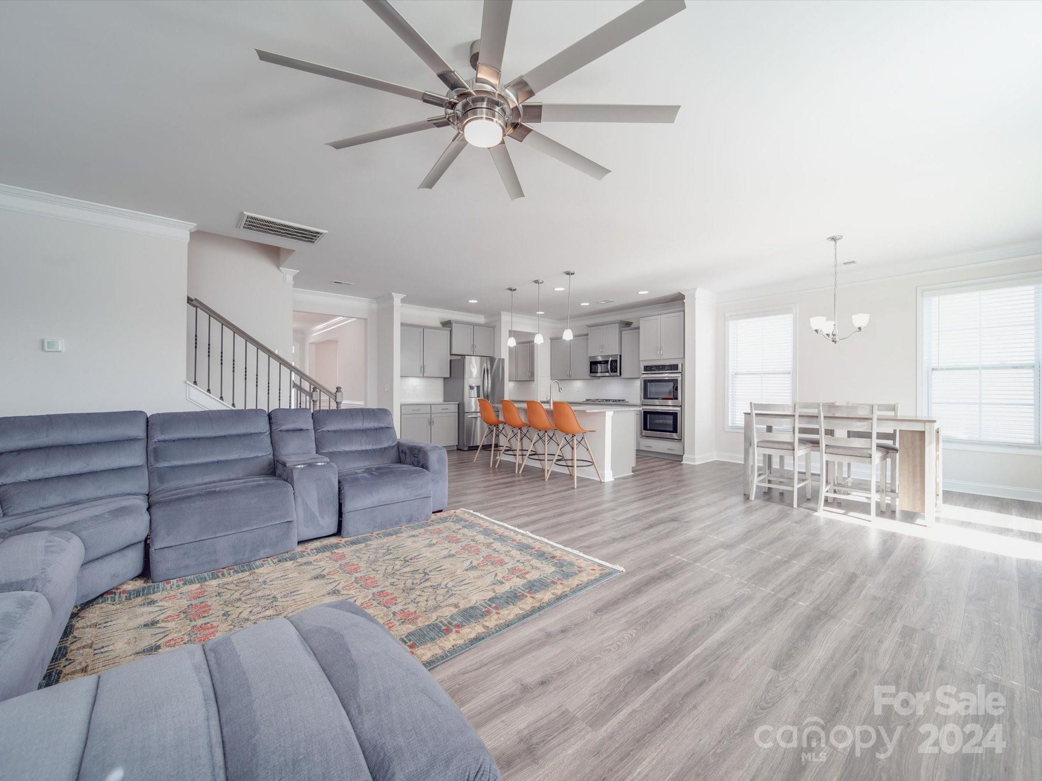 5901 Redwood Pine Road