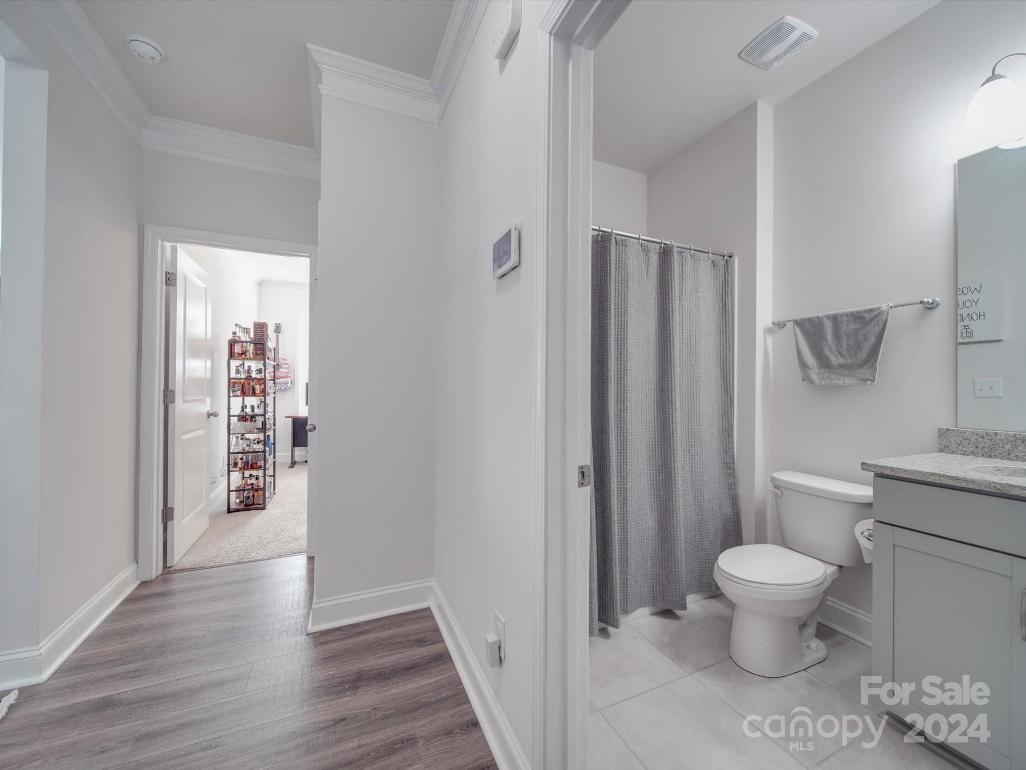 5901 Redwood Pine Road