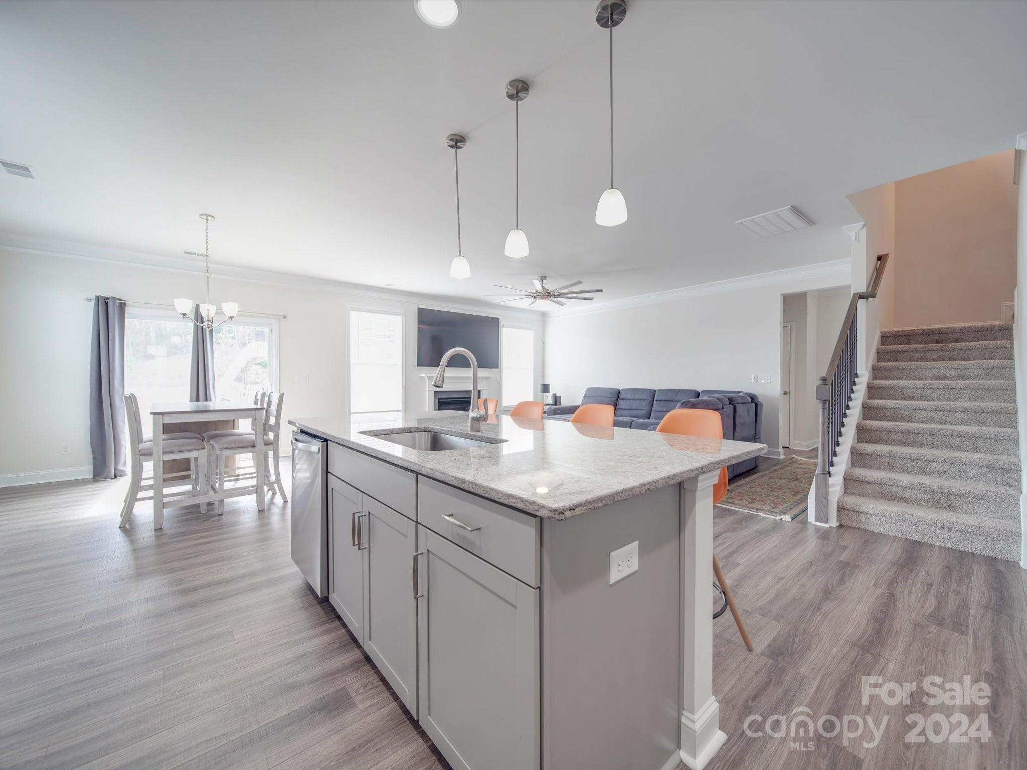 5901 Redwood Pine Road