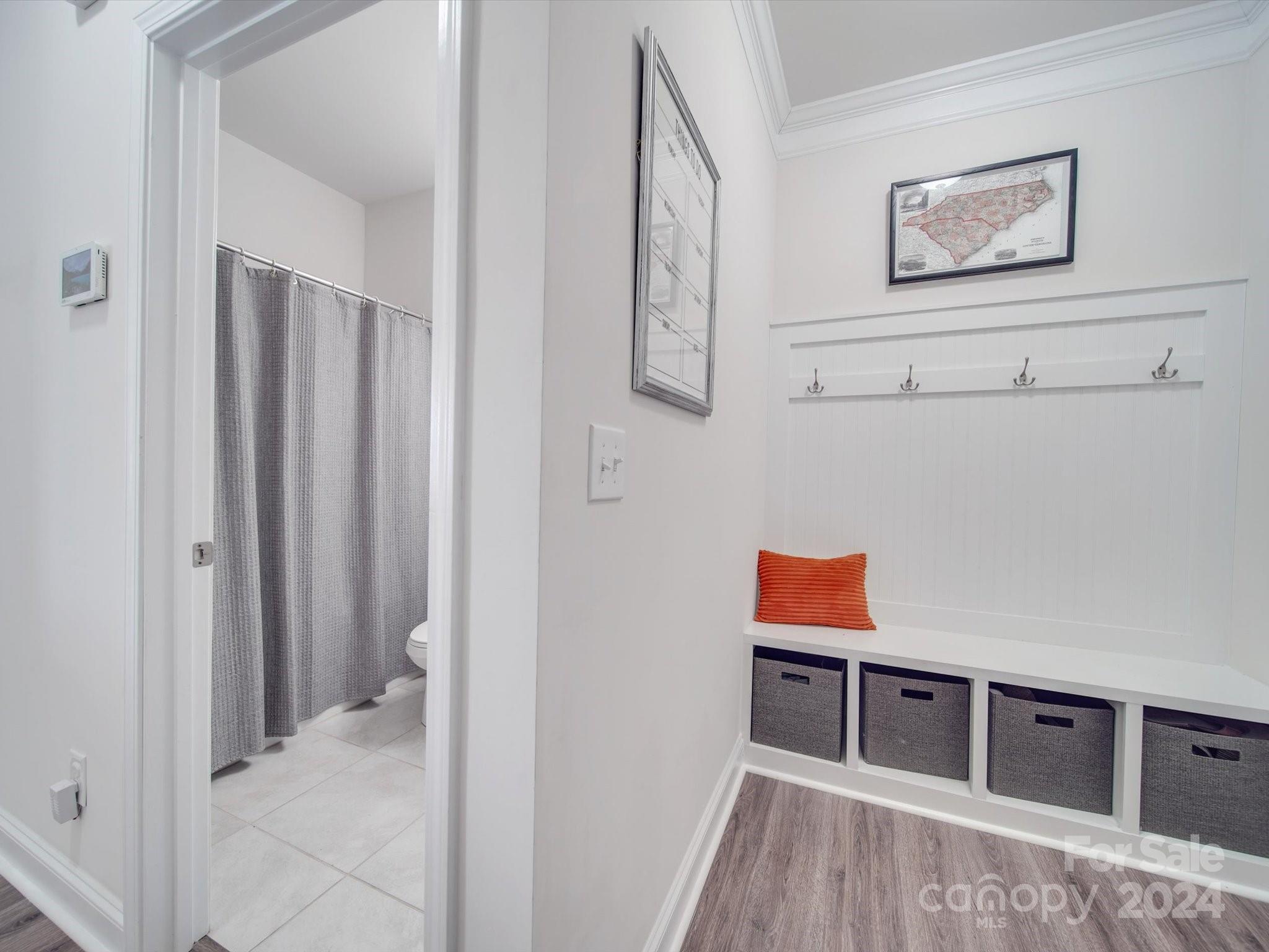 5901 Redwood Pine Road