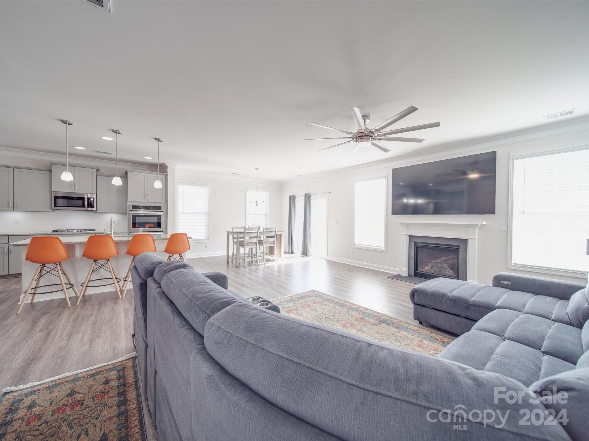 5901 Redwood Pine Road