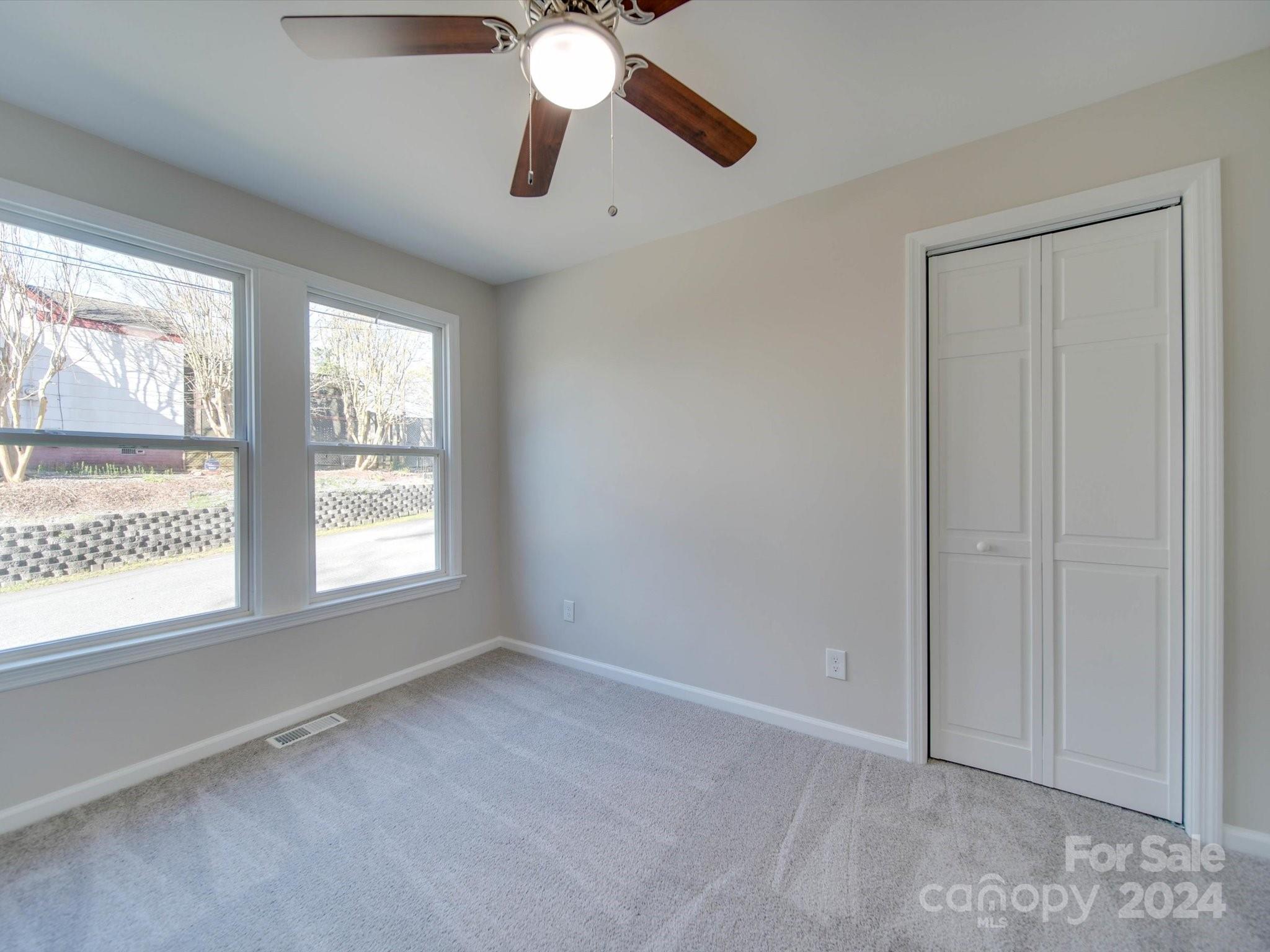 121 Brumley Avenue NE