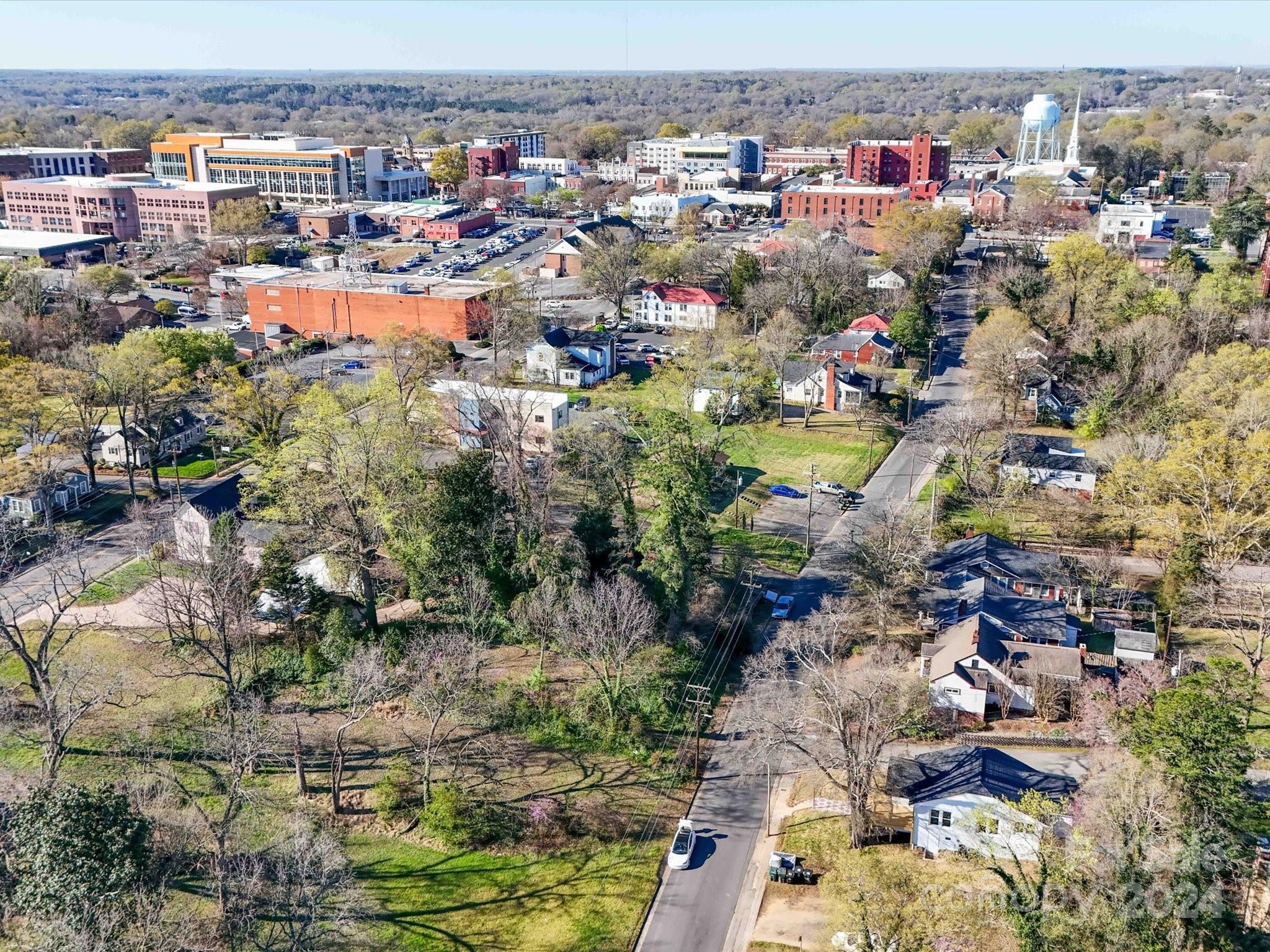 121 Brumley Avenue NE