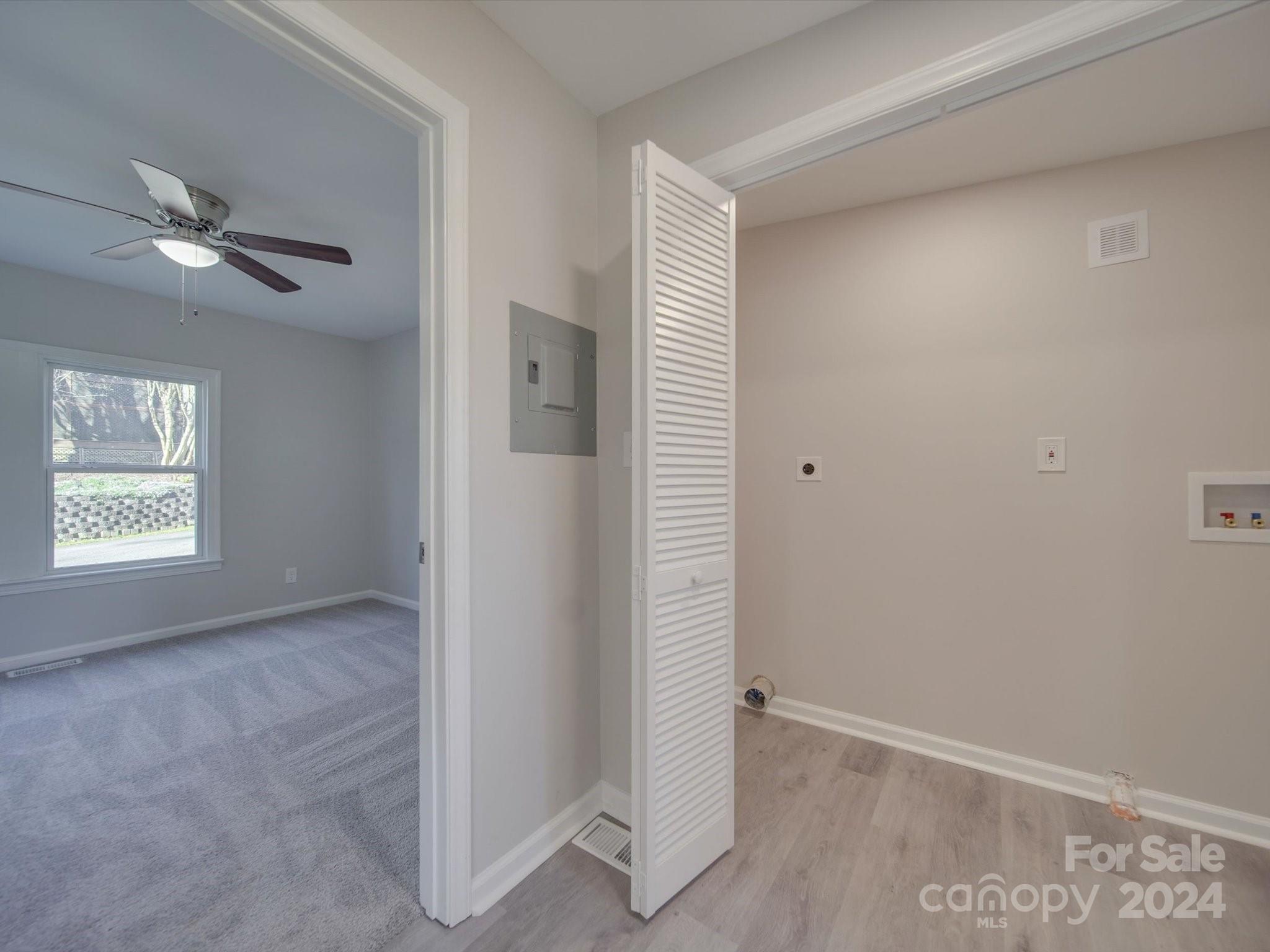 121 Brumley Avenue NE