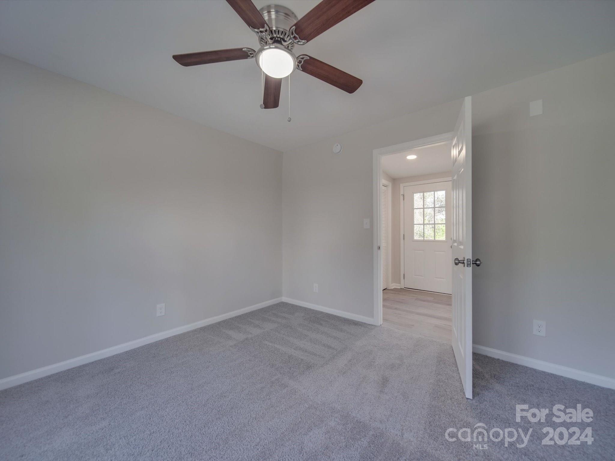 121 Brumley Avenue NE